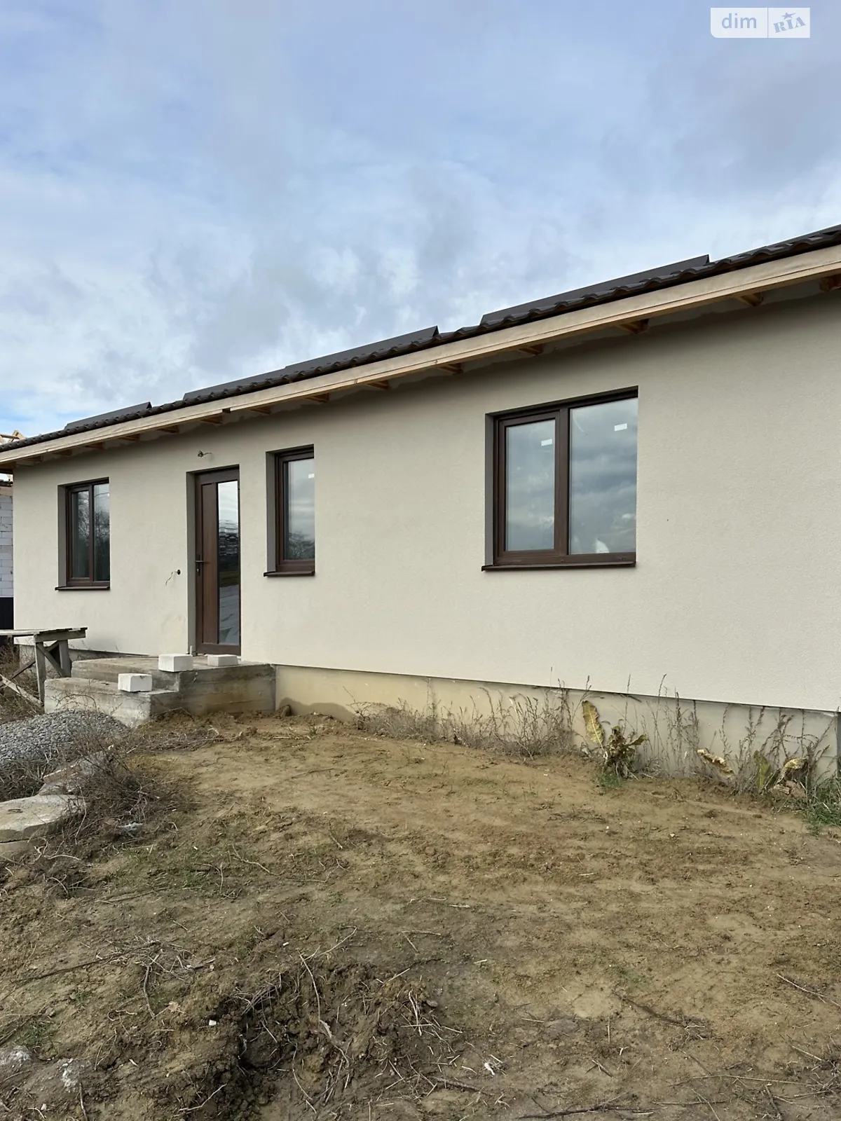 Продається одноповерховий будинок 90 кв. м з гаражем, цена: 78000 $ - фото 1