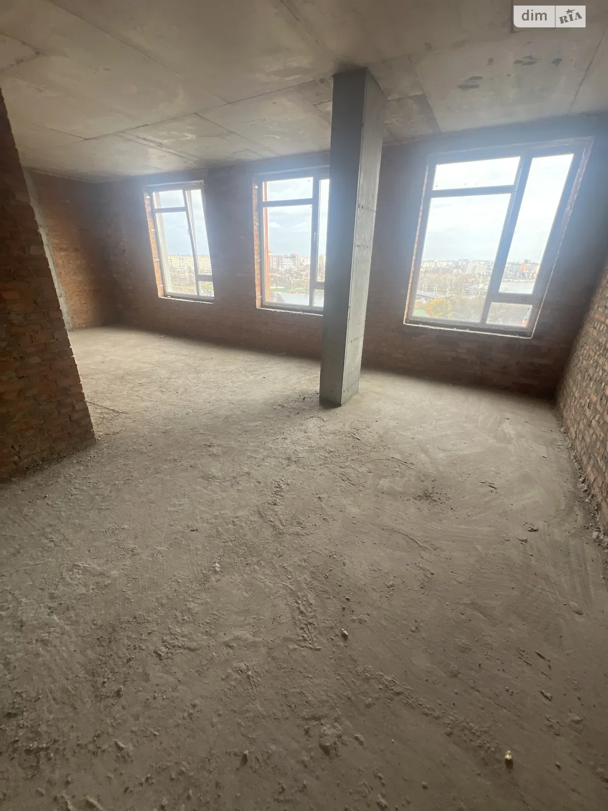 Продается 1-комнатная квартира 52 кв. м в Виннице, ул. Ивана Богуна, 27А - фото 1