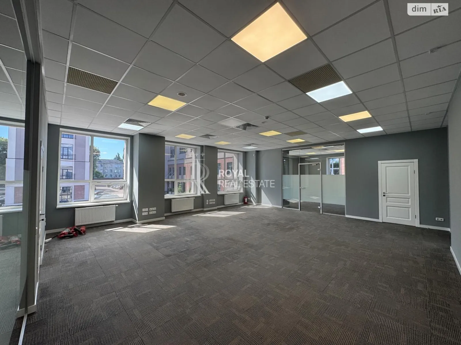Сдается в аренду офис 312 кв. м в бизнес-центре, цена: 7088 $ - фото 1
