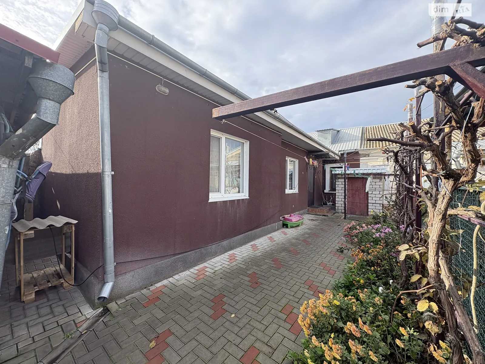 Продается одноэтажный дом 94 кв. м с садом, цена: 48500 $ - фото 1