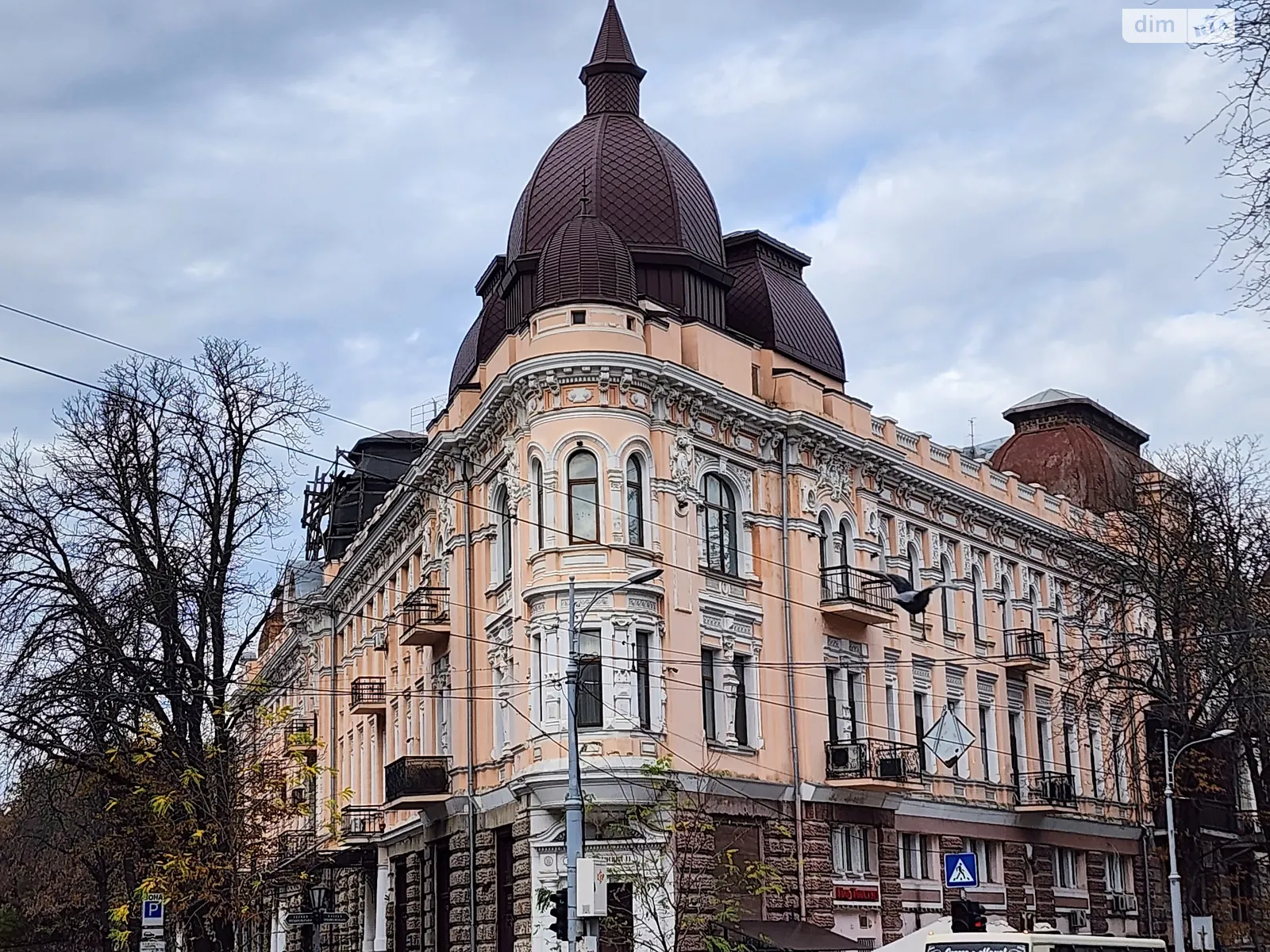 Продается 8-комнатная квартира 420 кв. м в Одессе, ул. Преображенская - фото 1