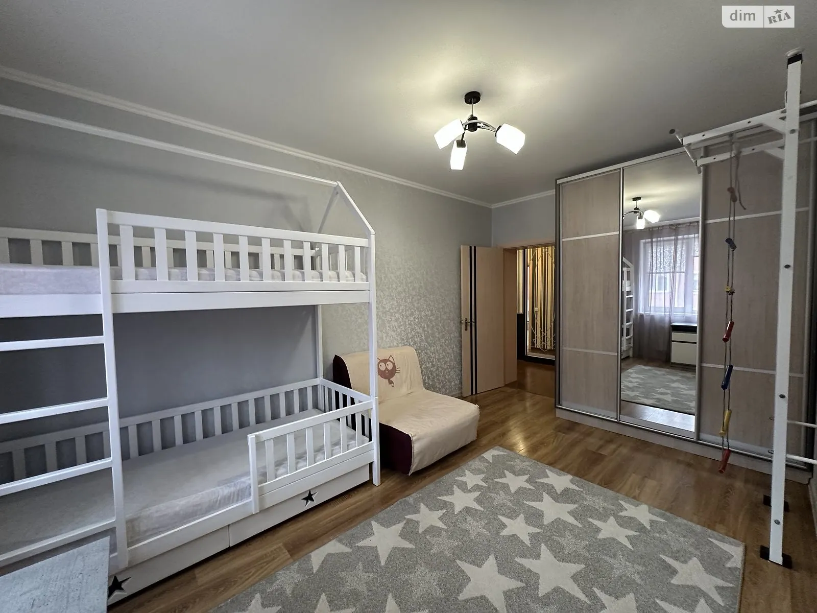 Продається 2-кімнатна квартира 57.1 кв. м у Софіївській Борщагівці, вул. Щаслива, 55 - фото 1