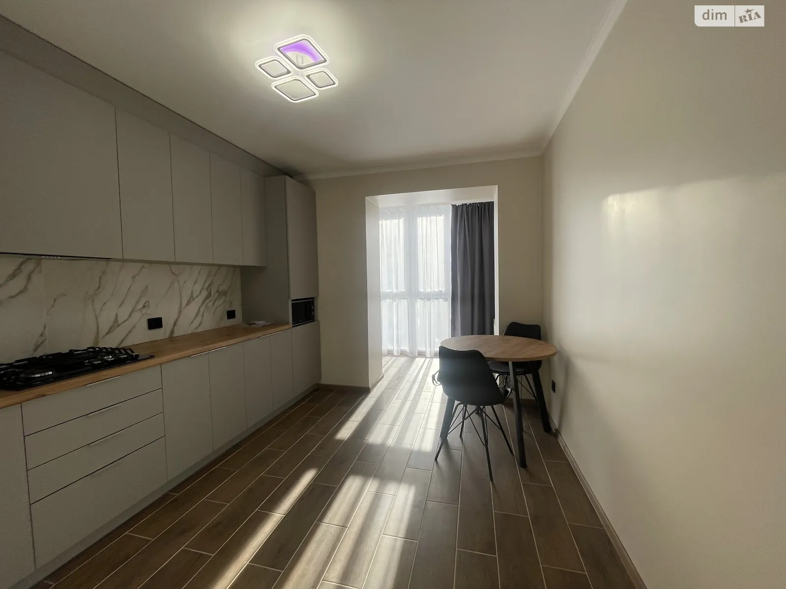 1-комнатная квартира 40 кв. м в Тернополе, ул. Академика Сергея Королева - фото 1