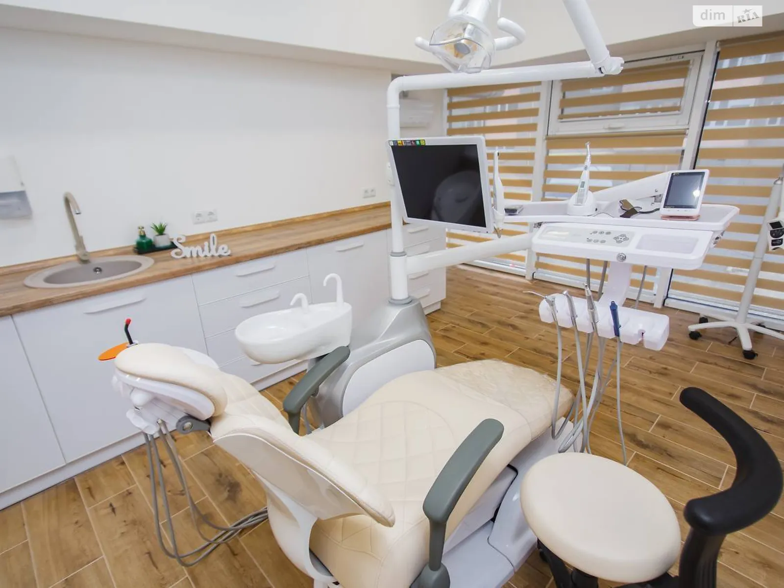 Сдается в аренду помещения свободного назначения 150 кв. м в 2-этажном здании, цена: 40000 грн - фото 1