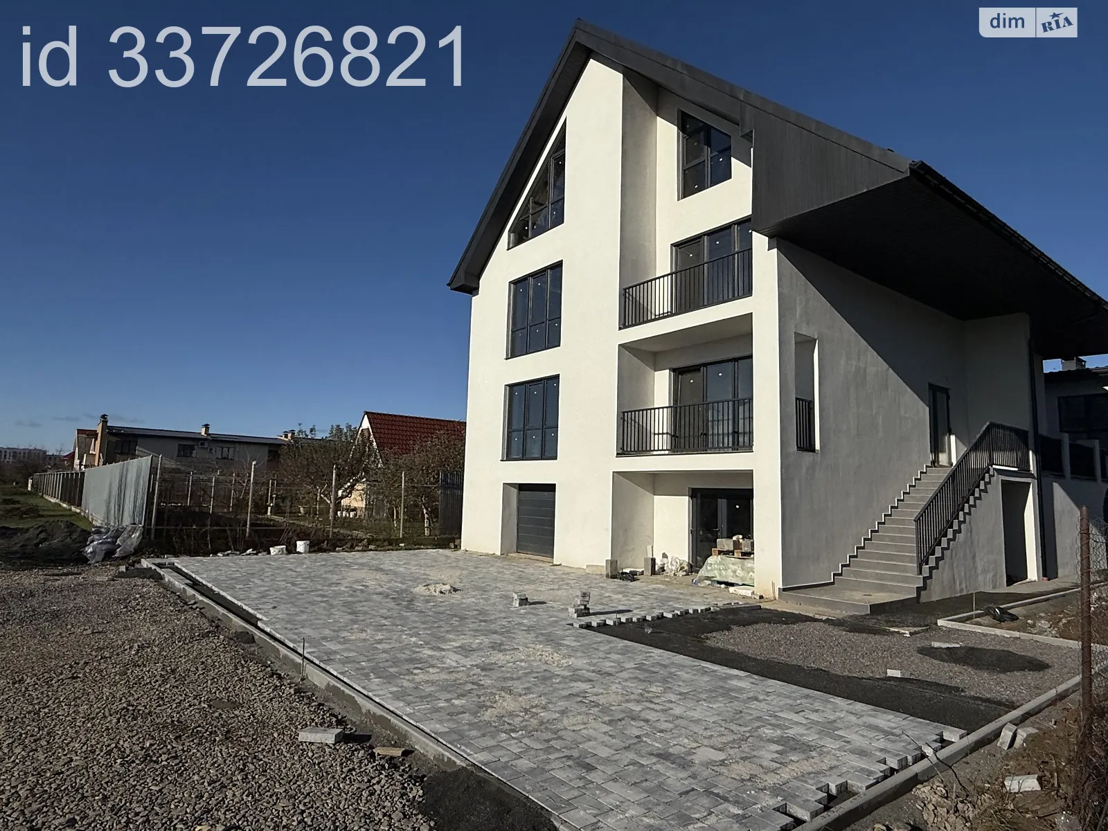 Продается 1-комнатная квартира 40 кв. м в Минае, ул. Славянская, 17 - фото 1