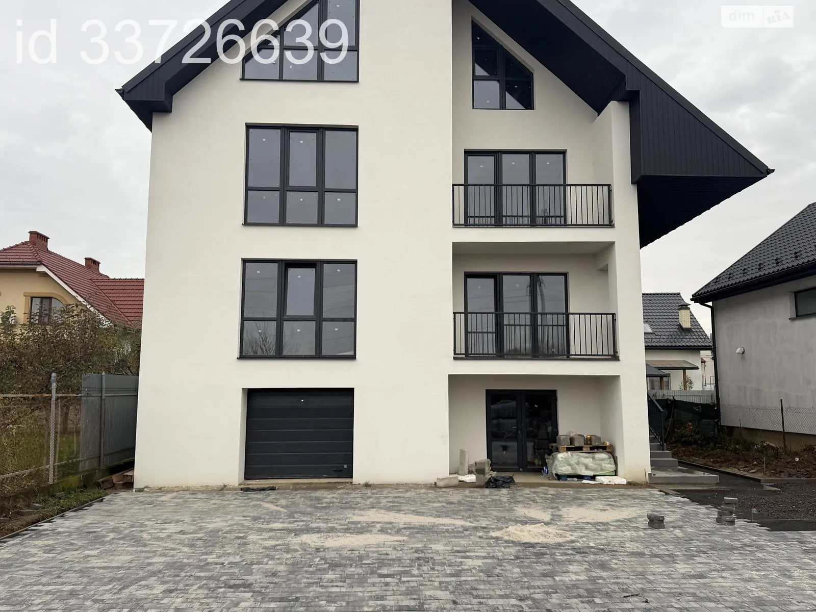 Продается 1-комнатная квартира 52.9 кв. м в Минае, ул. Славянская, 17 - фото 1