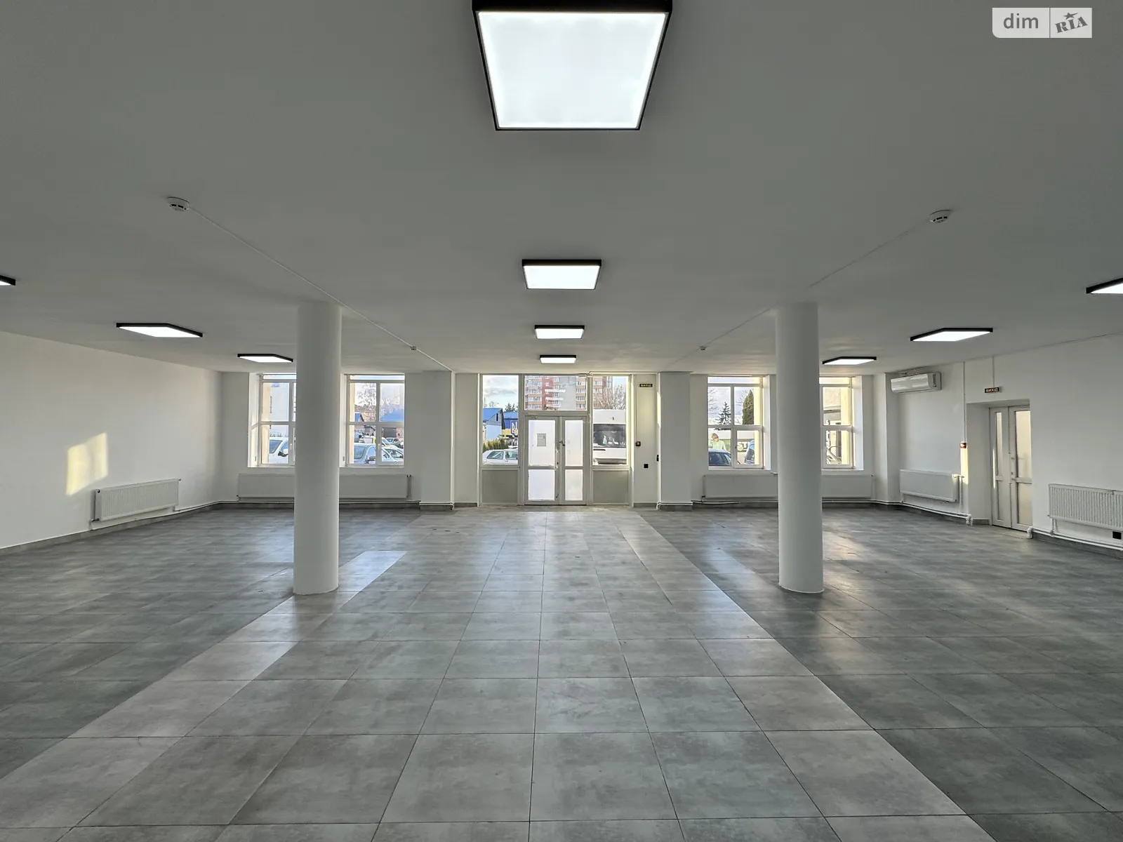 Здається в оренду приміщення вільного призначення 163.5 кв. м в 2-поверховій будівлі, цена: 49050 грн - фото 1