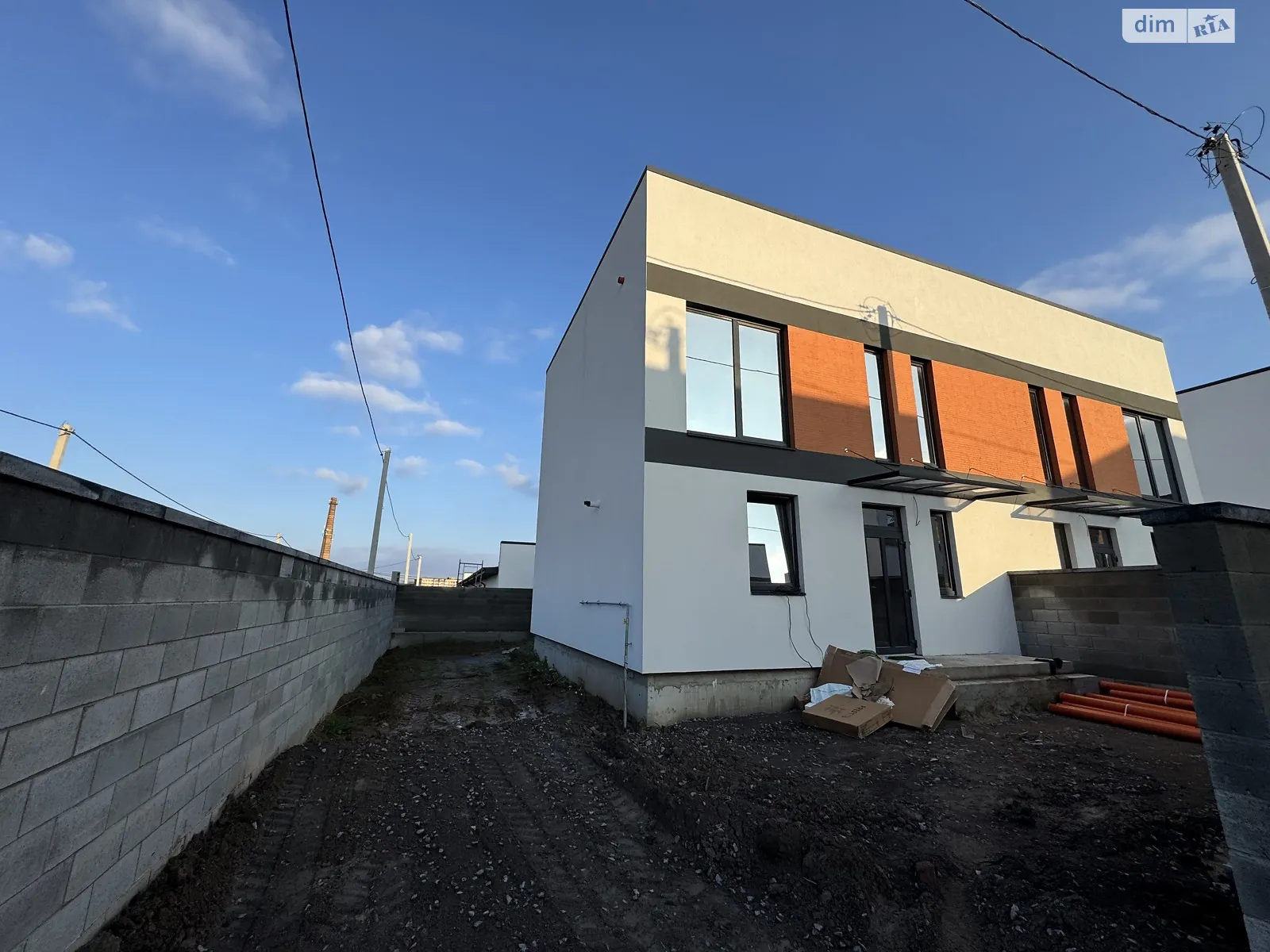 Продается часть дома 103 кв. м с участком, цена: 62000 $ - фото 1