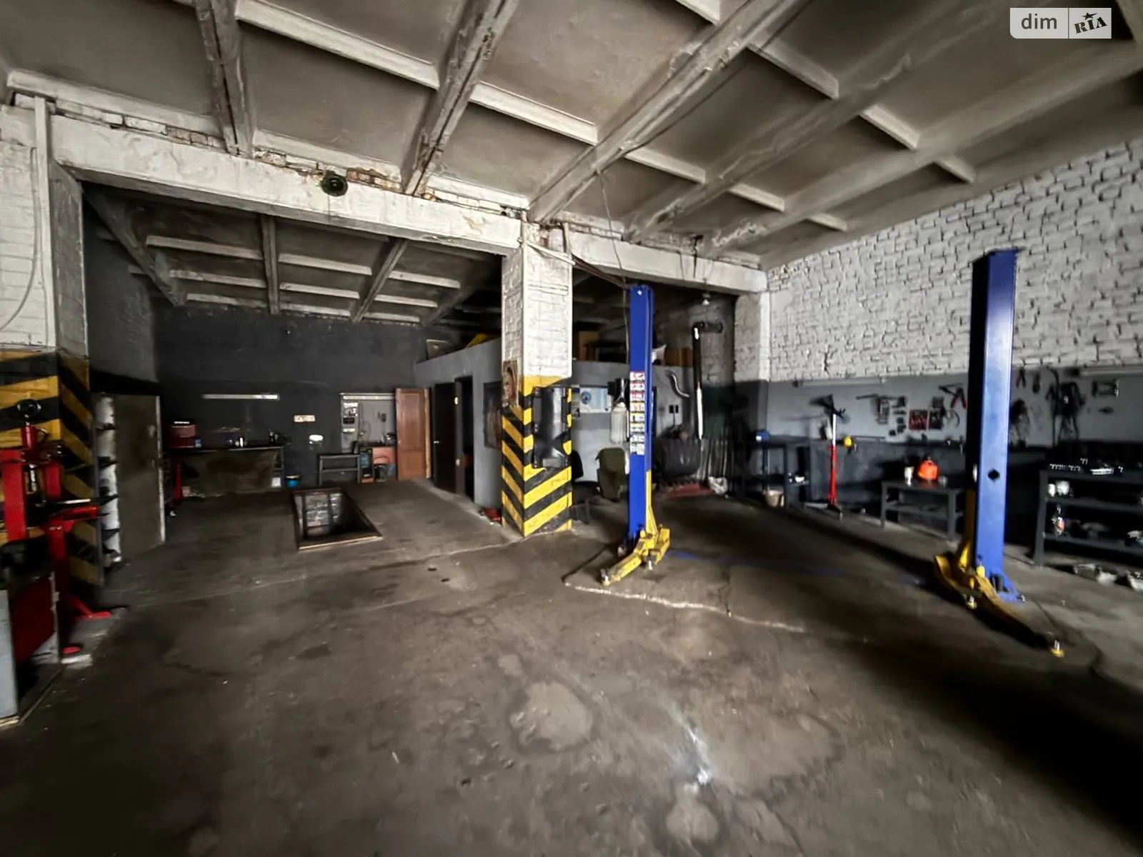 Сдается в аренду помещения свободного назначения 200 кв. м в 1-этажном здании, цена: 60000 грн - фото 1