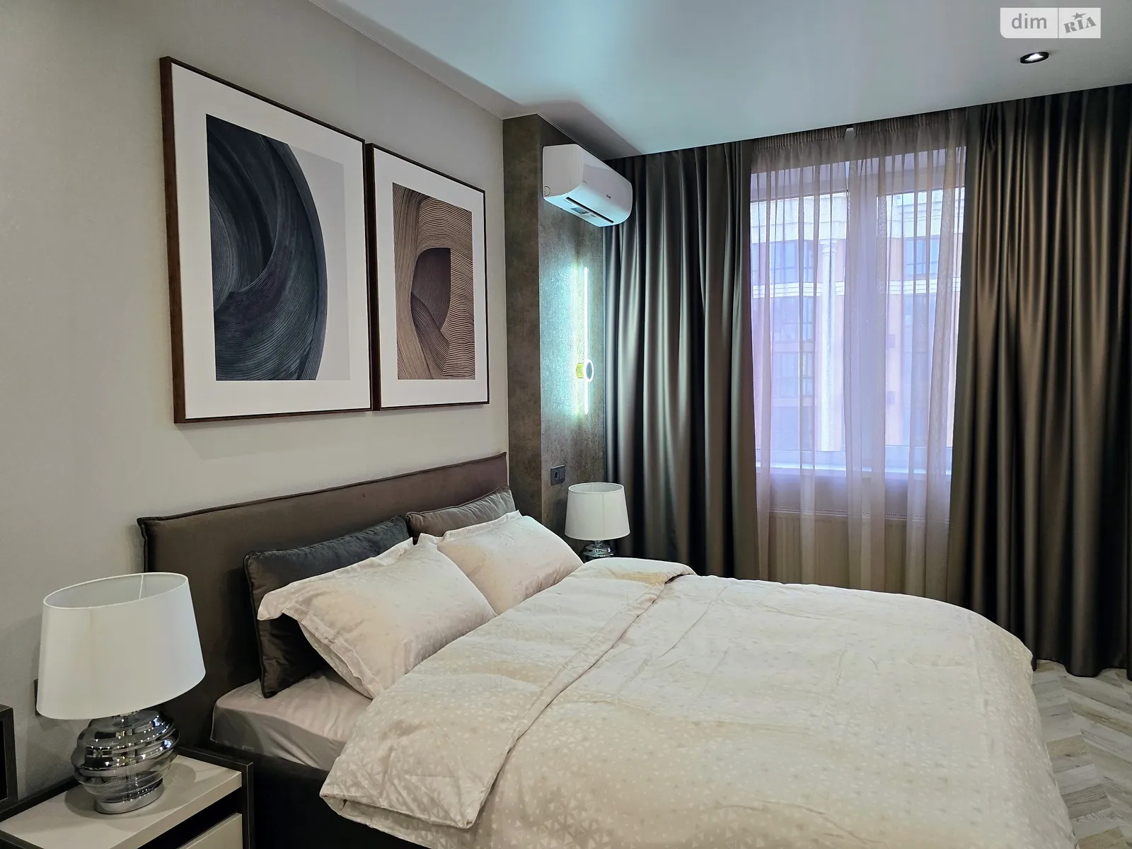 Продается 2-комнатная квартира 65 кв. м в Софиевской Борщаговке, ул. Радостная, 4 - фото 1