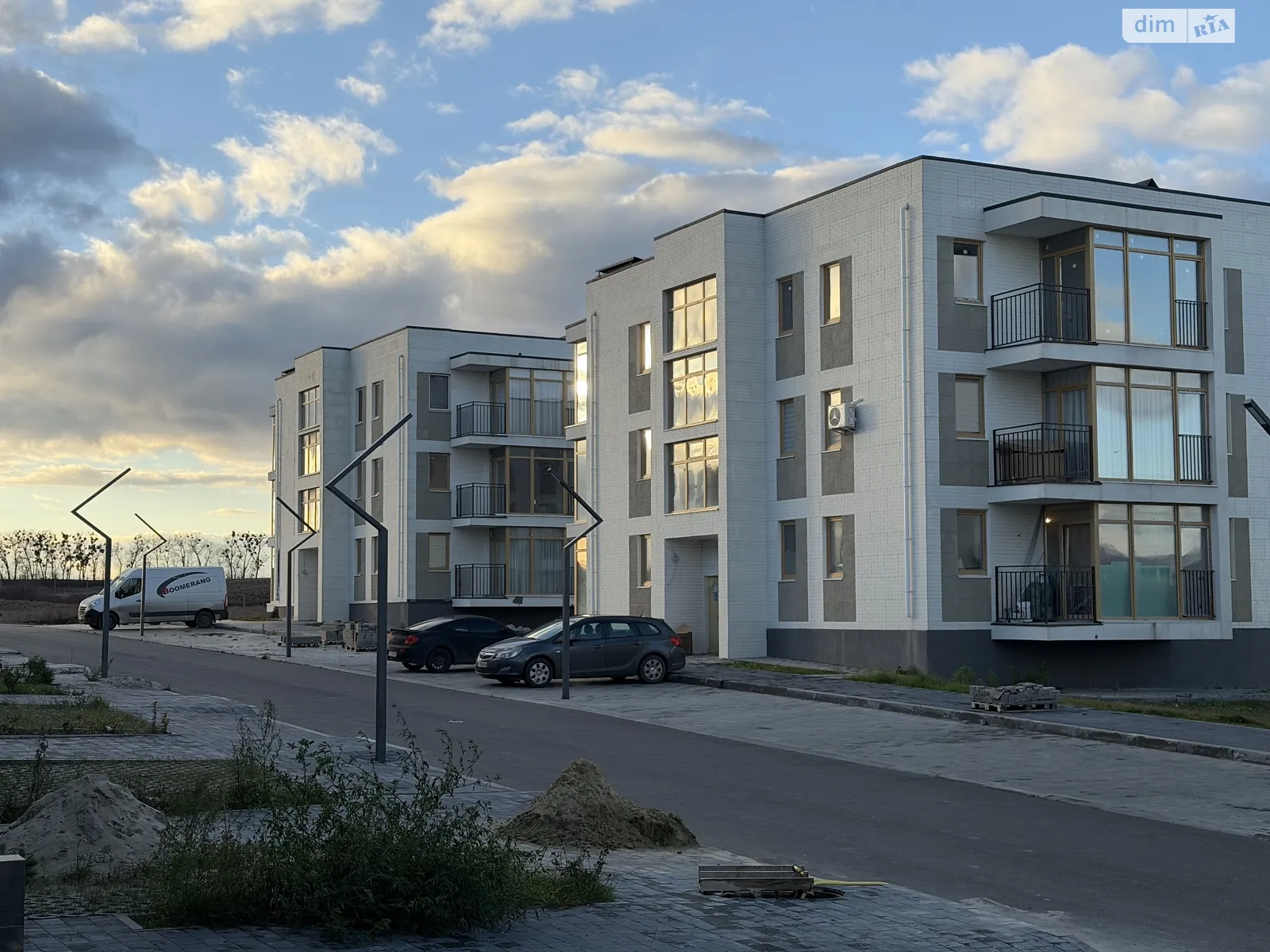 Продается 2-комнатная квартира 56 кв. м в Ровно, ул. Назара Небожинского(Павлюченко) - фото 1