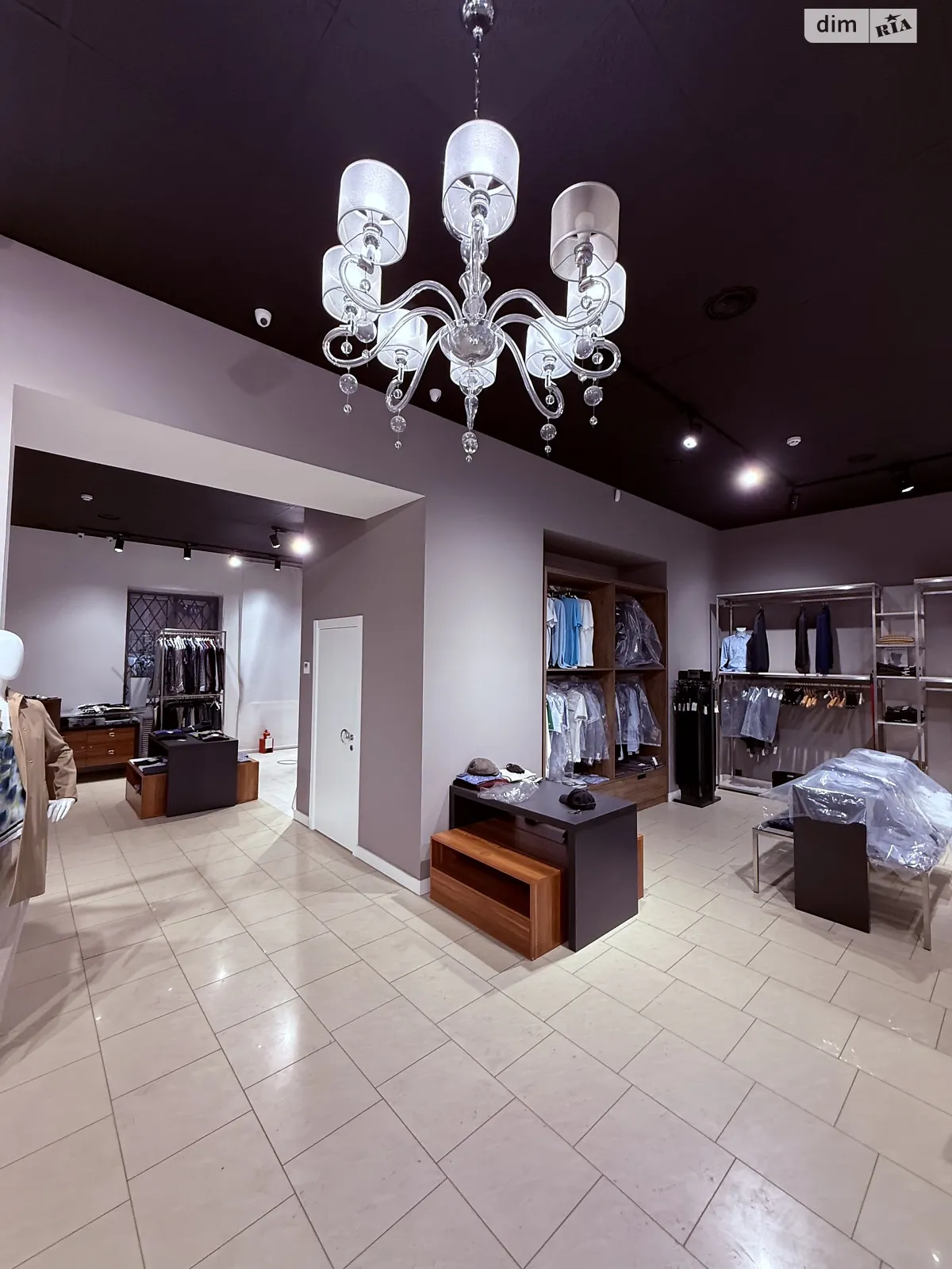 Сдается в аренду помещения свободного назначения 115 кв. м в 4-этажном здании, цена: 30000 грн - фото 1