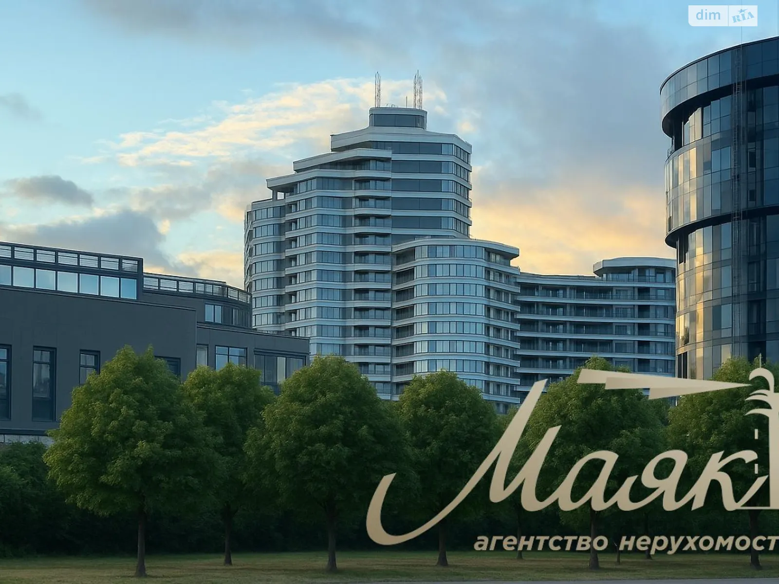 Продается помещения свободного назначения 2500 кв. м в 4-этажном здании, цена: 4300000 $ - фото 1