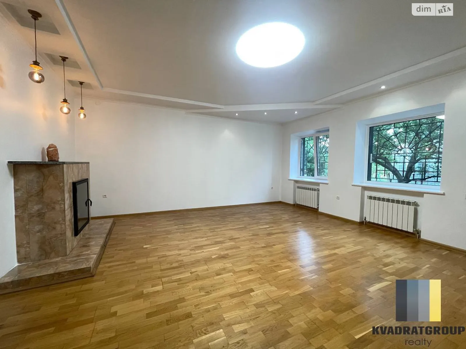 Продается дом на 2 этажа 267.5 кв. м с баней/сауной, цена: 78000 $ - фото 1