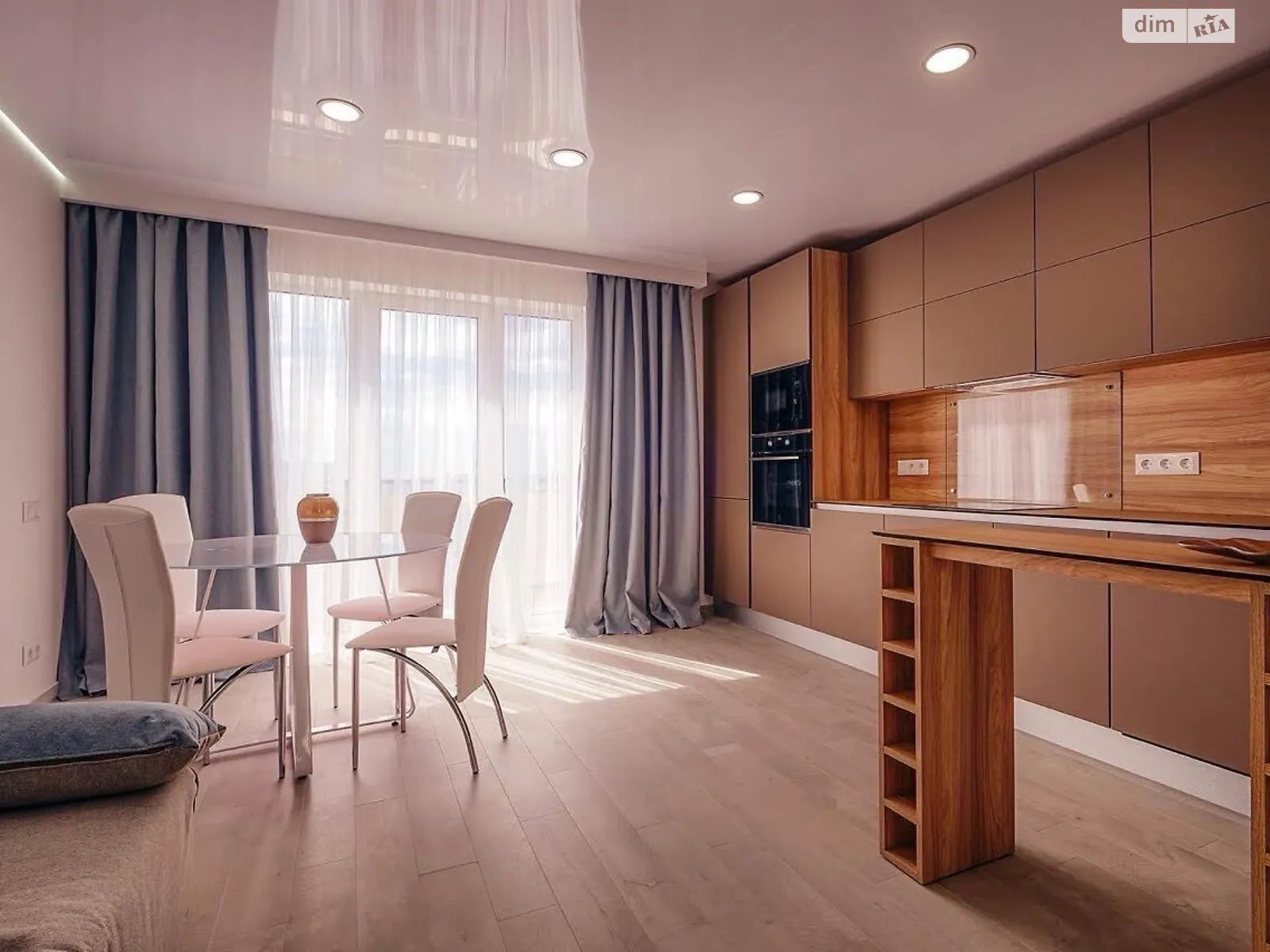 Продается 2-комнатная квартира 94.7 кв. м в Киеве, ул. Василия Тютюнника, 37/1 - фото 1