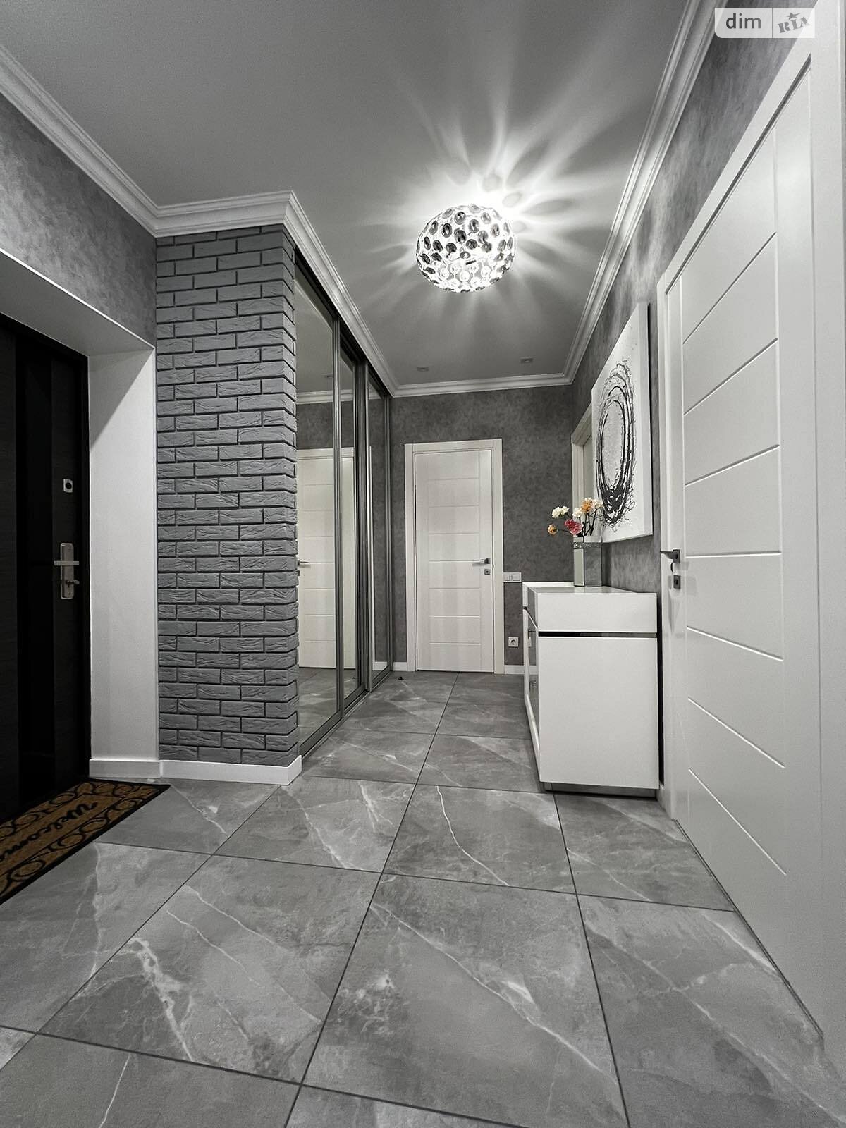 Прев'ю фото 3