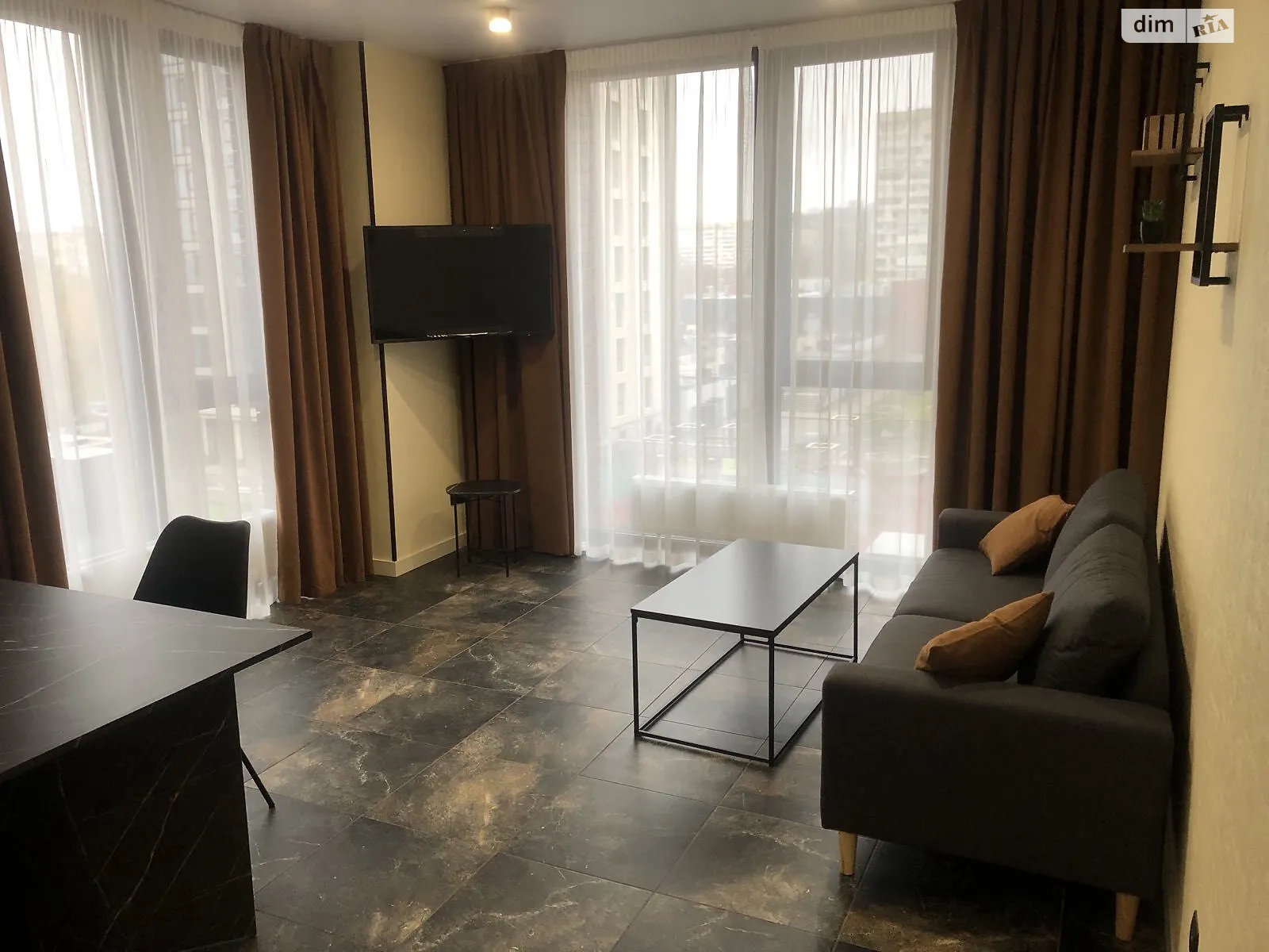 Сдается в аренду 1-комнатная квартира 59.6 кв. м в Днепре, цена: 900 € - фото 1