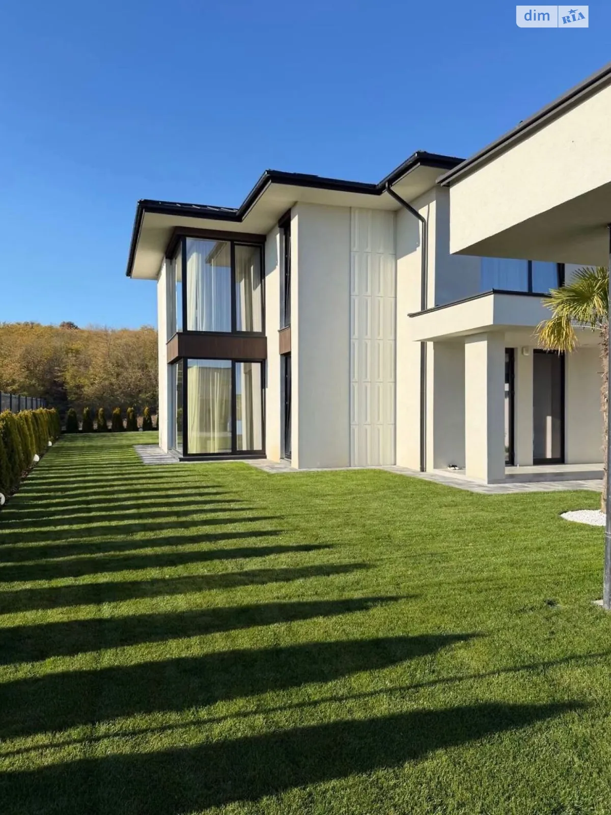 Продается дом на 2 этажа 210 кв. м с участком, цена: 600000 $ - фото 1