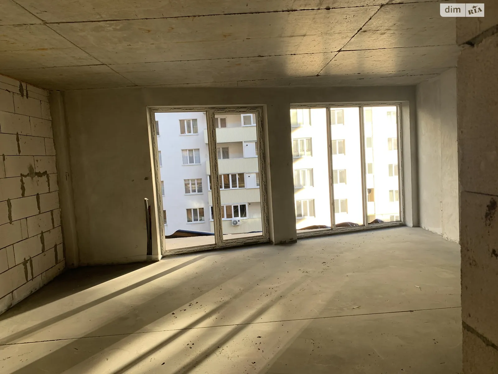 1-комнатная квартира 46 кв. м в Тернополе, ул. Генерала Мирона Тарнавского - фото 1