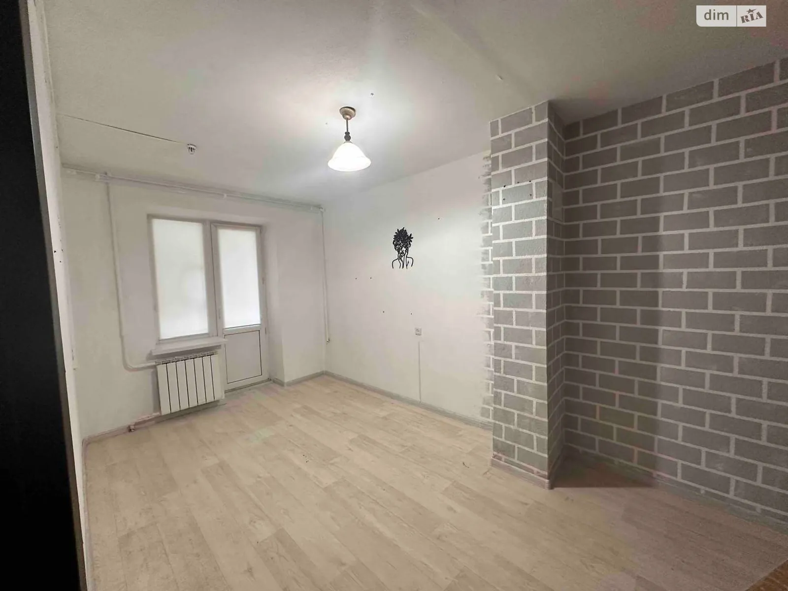 Сдается в аренду офис 13.5 кв. м в бизнес-центре, цена: 6000 грн - фото 1