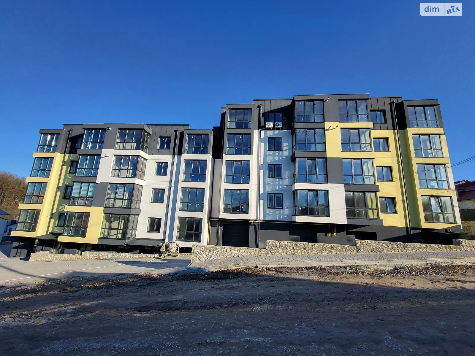 2-комнатная квартира 66.9 кв. м в Тернополе, ул. Глубокая Долина - фото 1