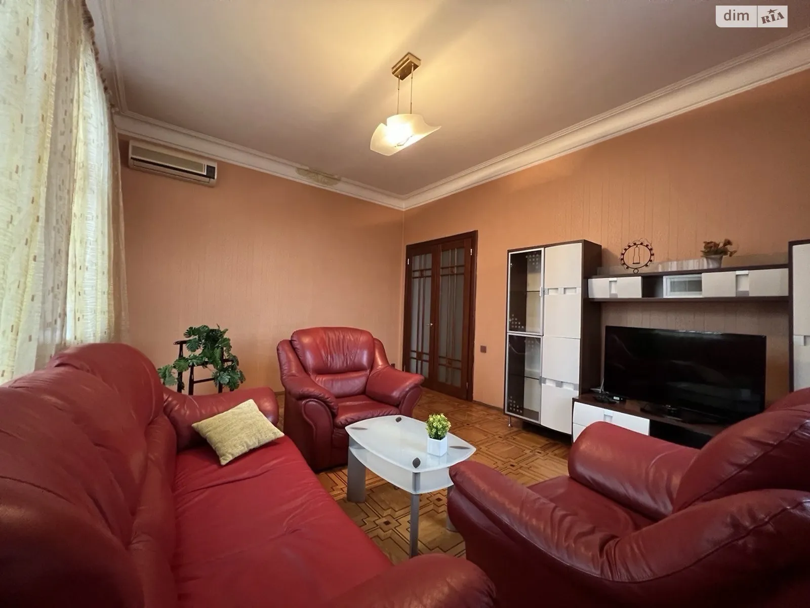 Сдается в аренду 3-комнатная квартира в Киеве, ул. Крещатик - фото 1