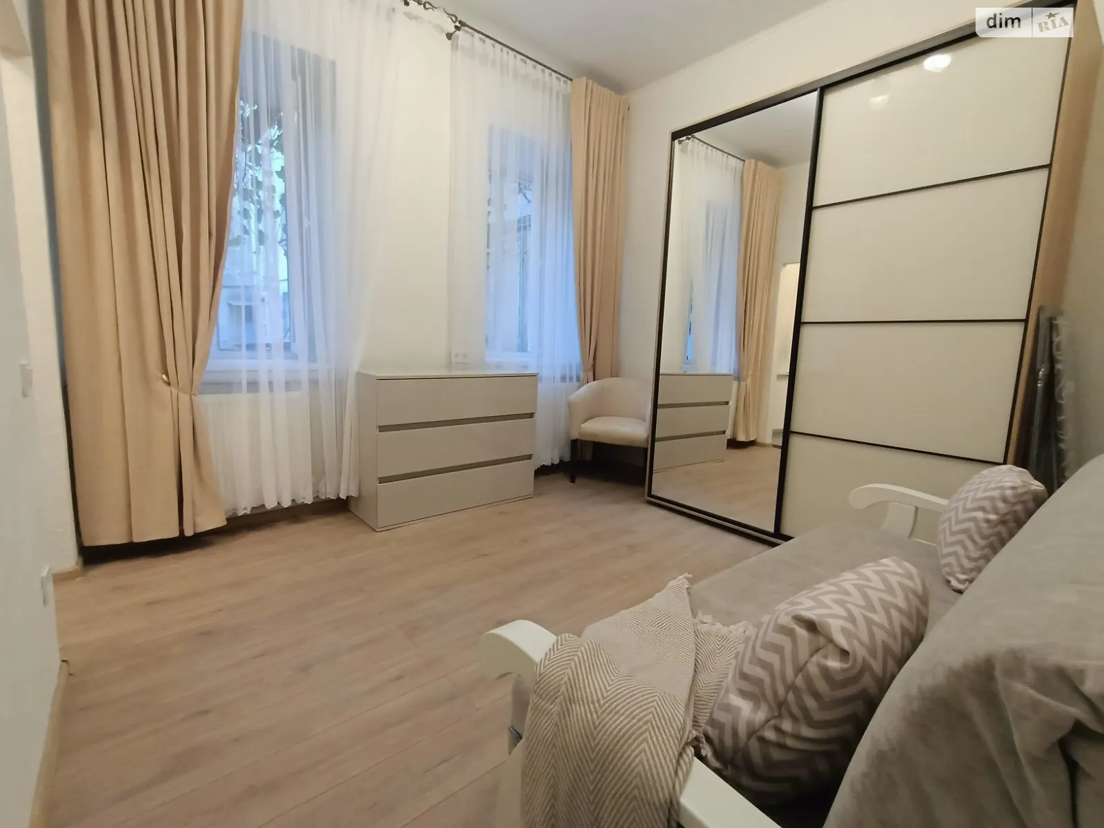 Здається в оренду 1-кімнатна квартира у Одесі, вул. Павла Зеленого - фото 1