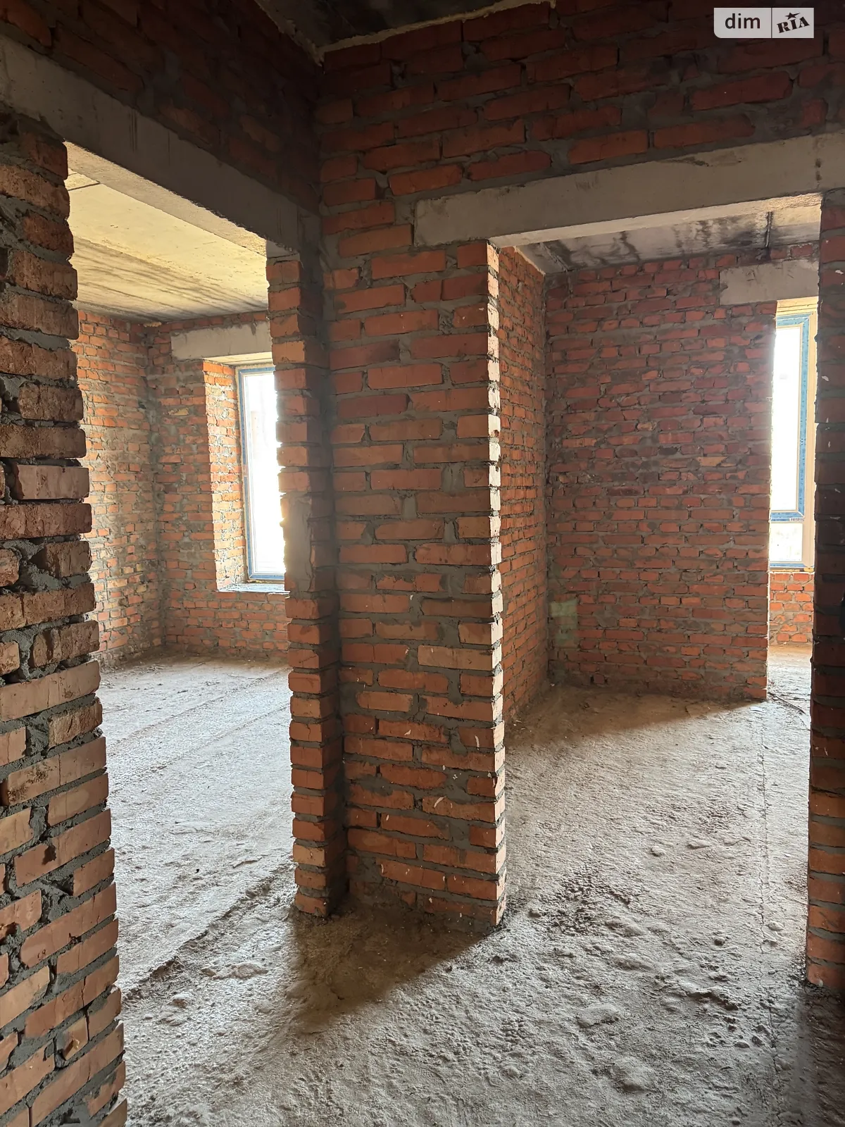 Продается 1-комнатная квартира 41 кв. м в Буче, ул. Яблонская - фото 1