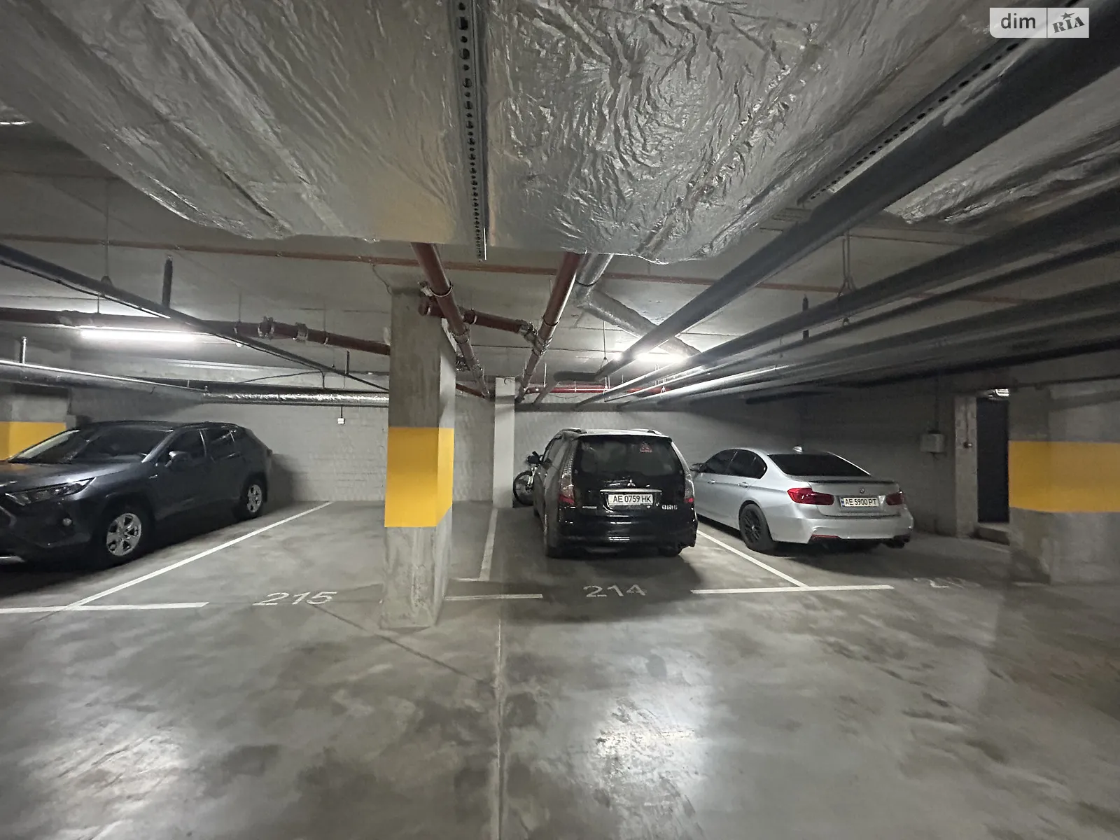 Продается подземный паркинг универсальный на 20.4 кв. м, цена: 28000 $ - фото 1