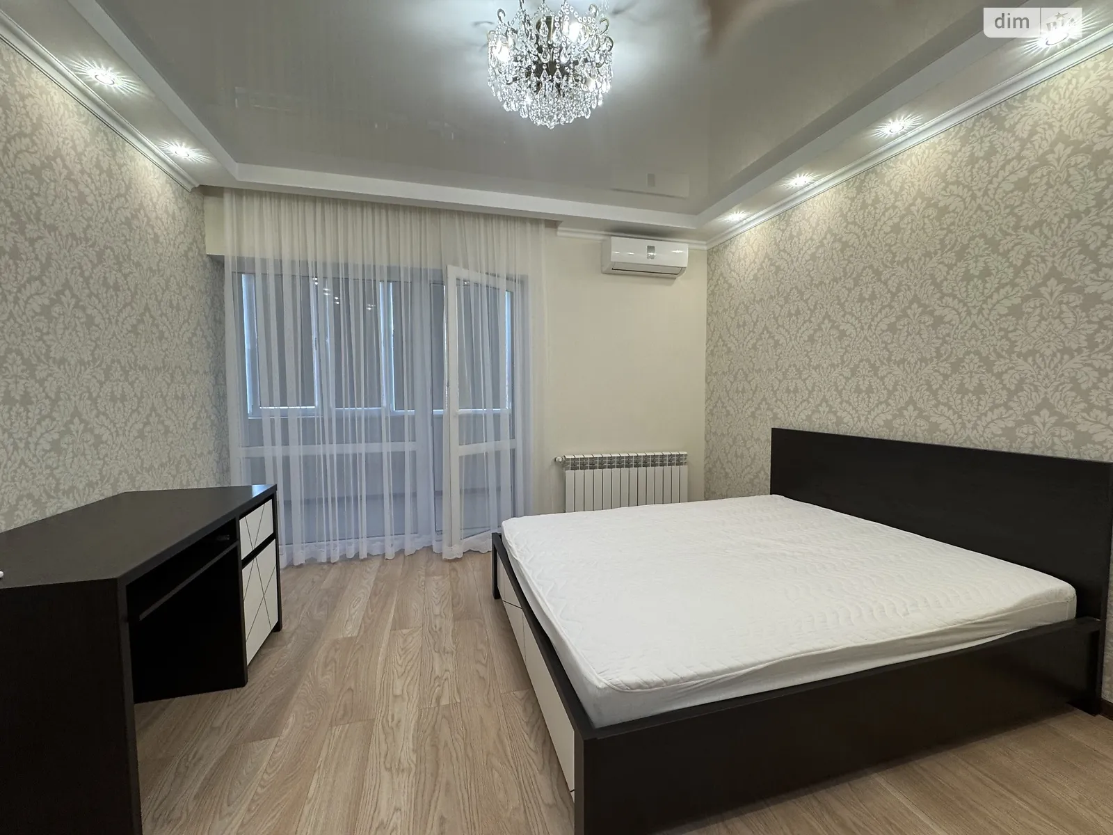 Сдается в аренду 2-комнатная квартира 70 кв. м в Хмельницком, ул. Коновальца Евгения, 11 - фото 1