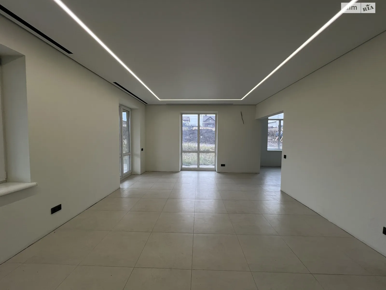 Продається одноповерховий будинок 161 кв. м з каміном, цена: 113000 $ - фото 1