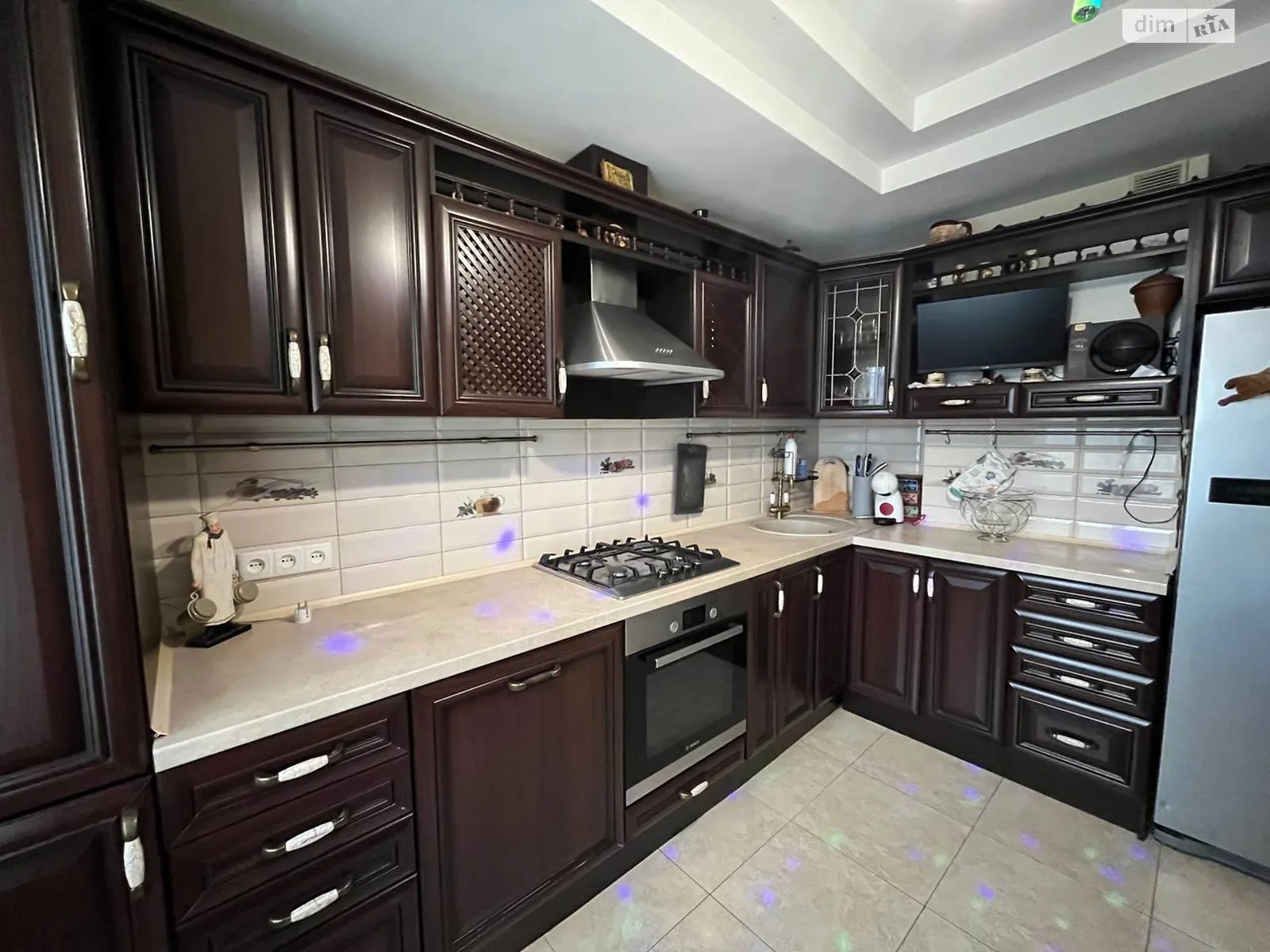 Продается 3-комнатная квартира 66.6 кв. м в Белой Церкви, бул. Княгини Ольги(Комсомольский) - фото 1