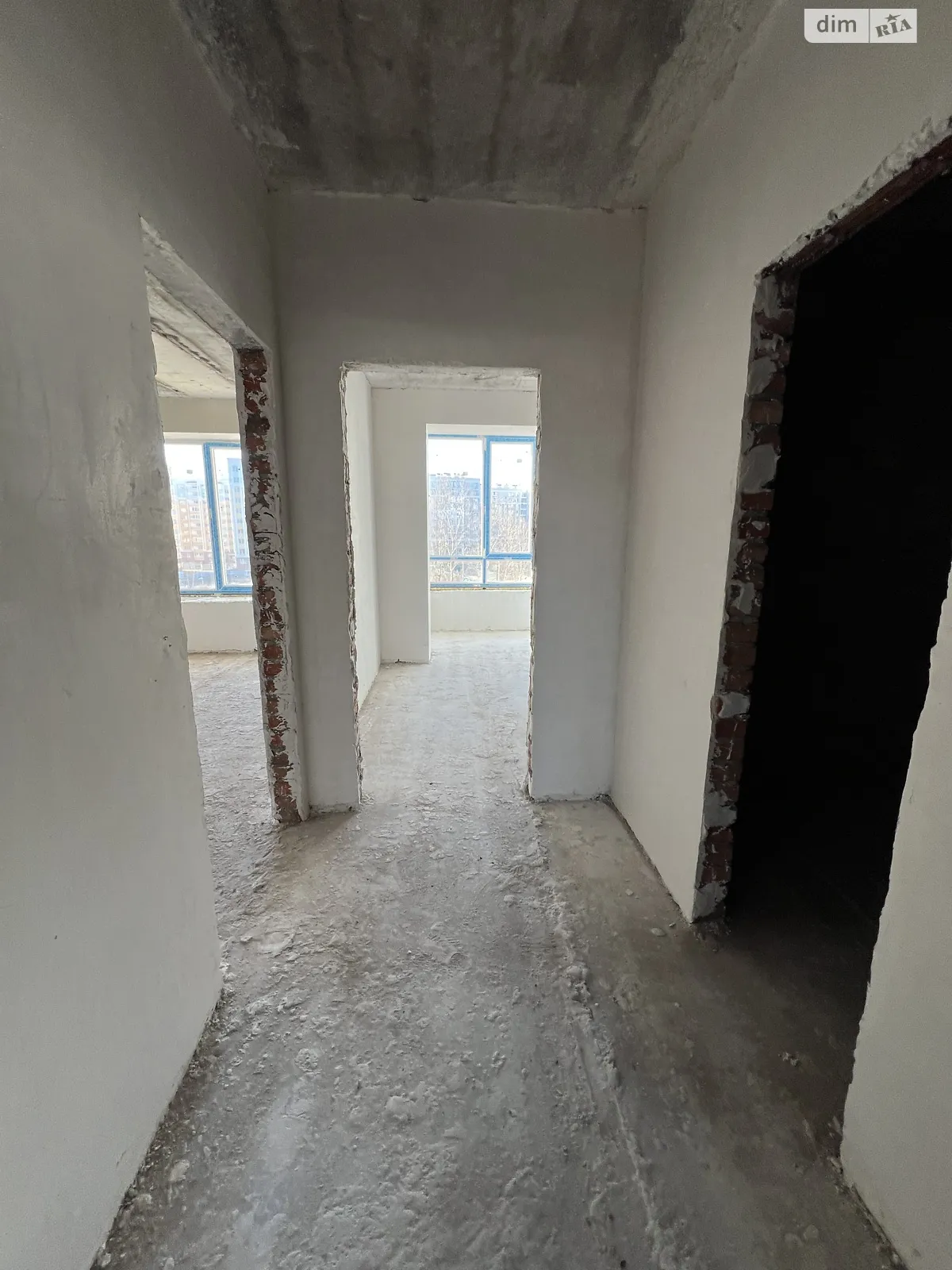 Продается 1-комнатная квартира 41 кв. м в Буче, ул. Саломеи Крушельницкой, 1 - фото 1