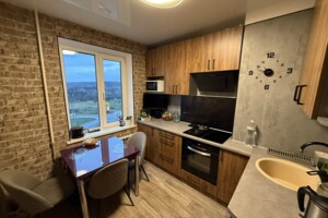 Продаж квартири, Полтава, р‑н. Левада, Миколи Вавілова проспект, буд. 13/42