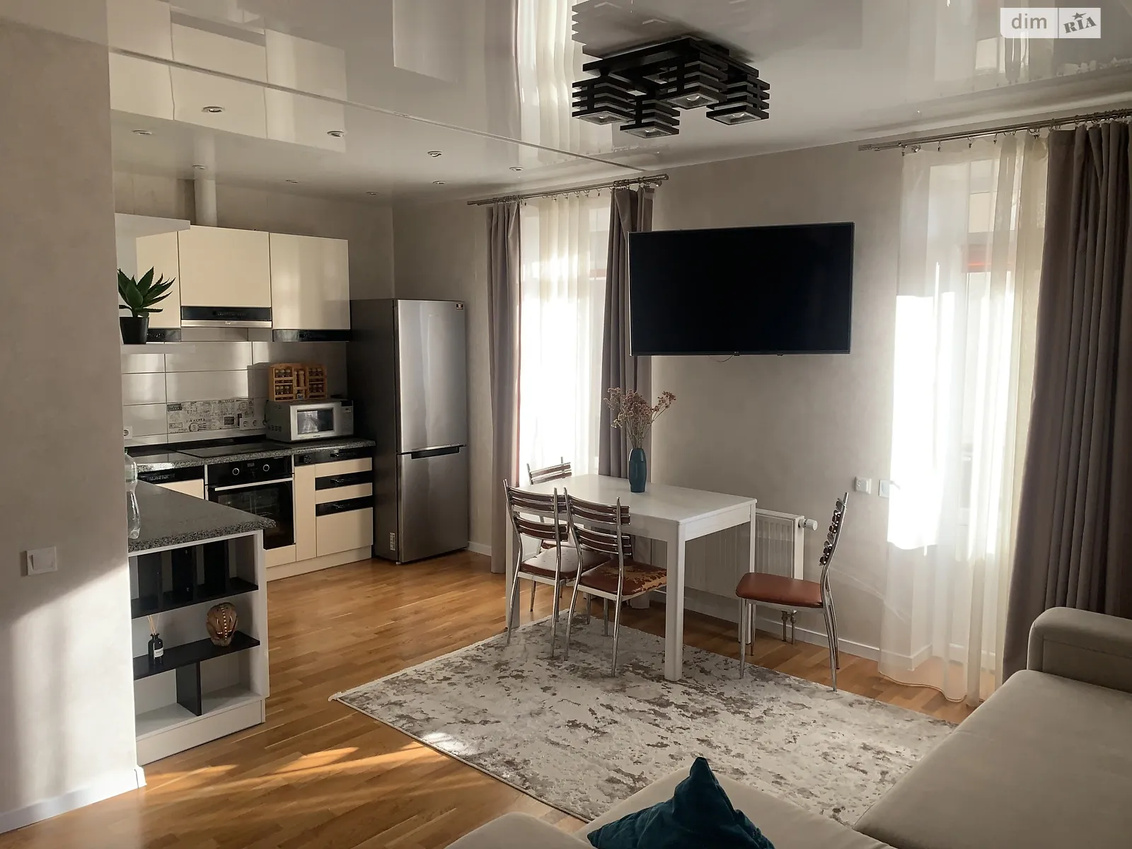 Продается 2-комнатная квартира 53.7 кв. м в Киеве, ул. Олевская, 9 - фото 1