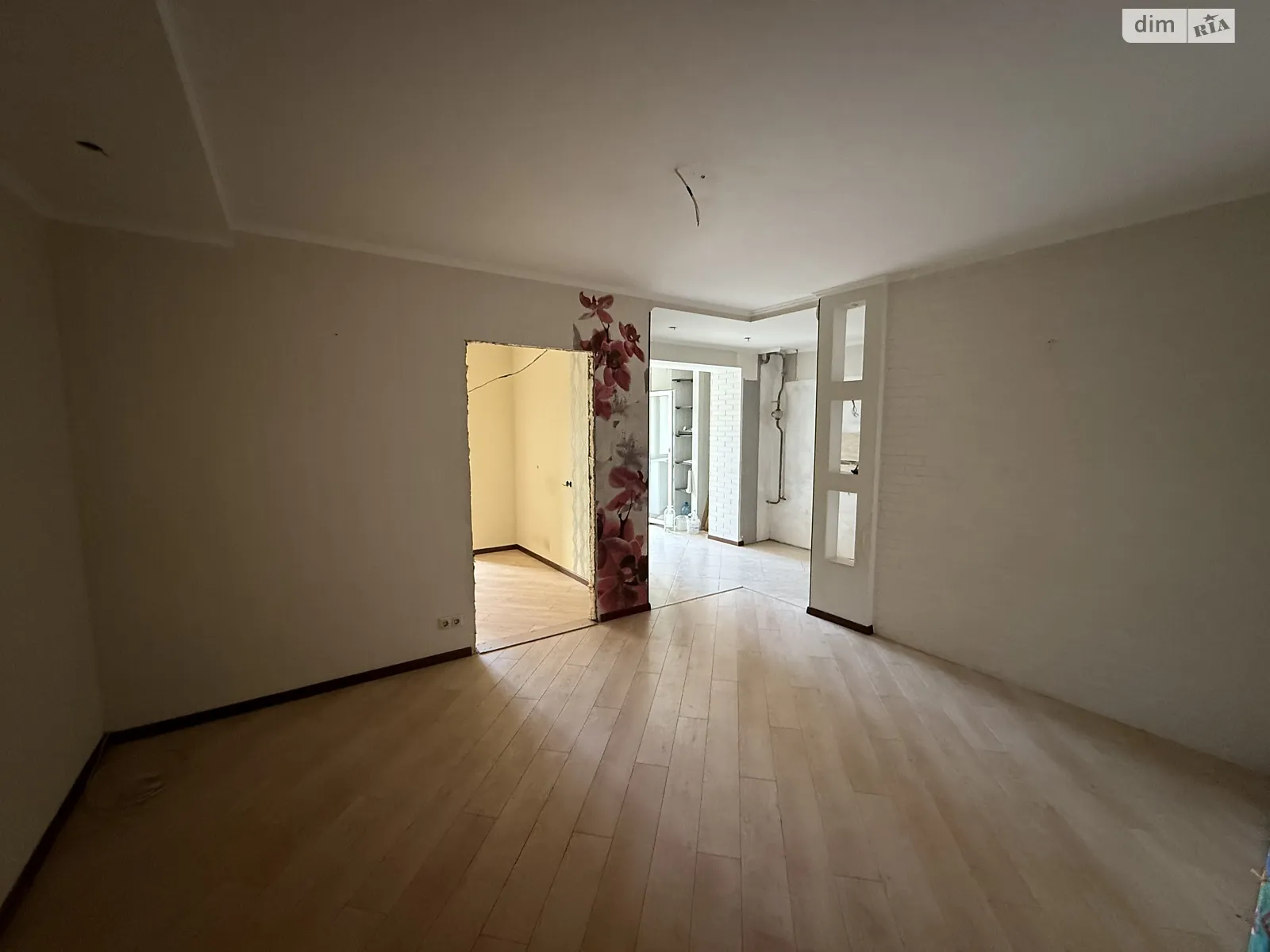 Продается 1-комнатная квартира 54.5 кв. м в Хмельницком, ул. Прибугская, 30А - фото 1