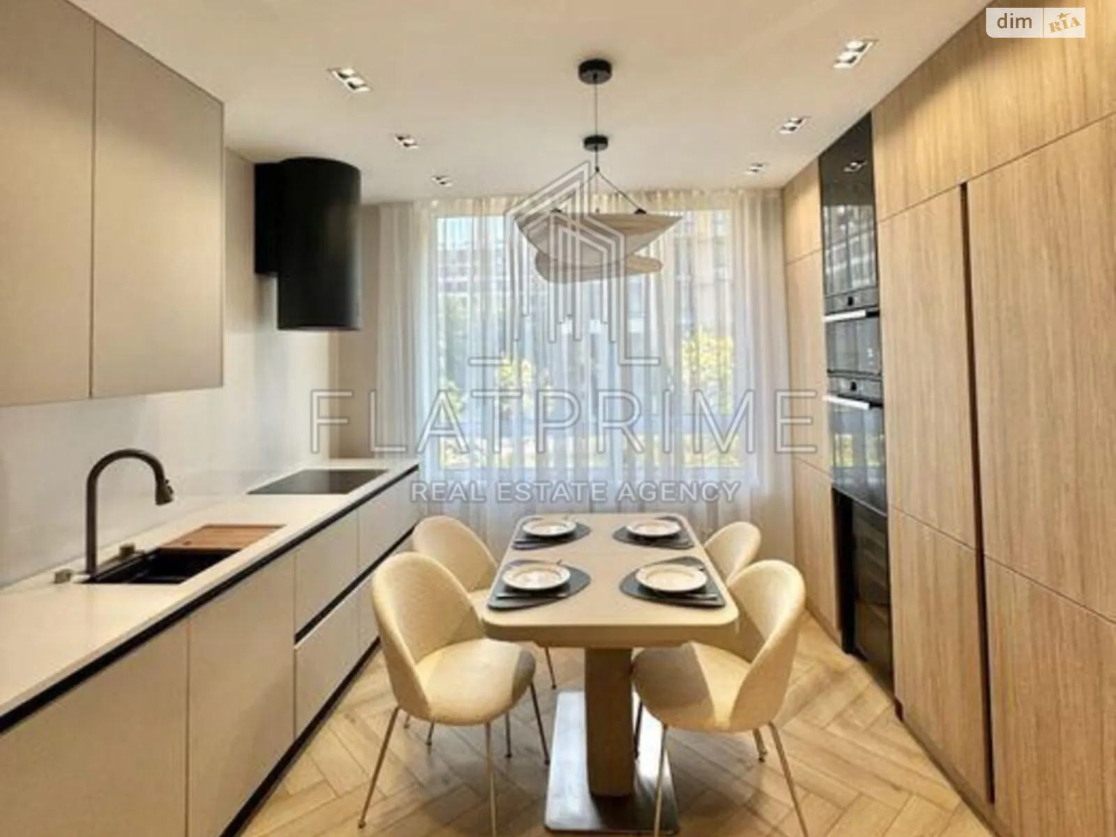 Продается 2-комнатная квартира 70.7 кв. м в Киеве, ул. Салютная, 2 корпус 19 - фото 1