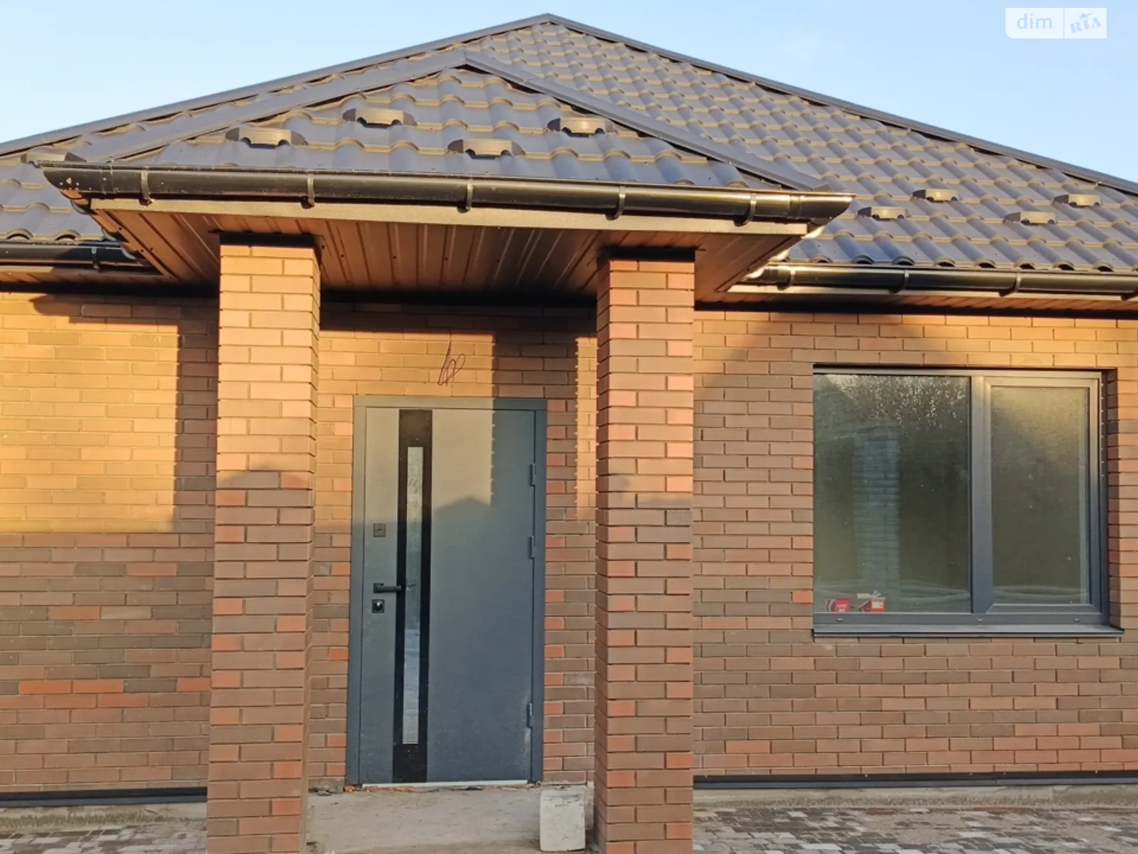 Продається одноповерховий будинок 86 кв. м з подвалом, цена: 95000 $ - фото 1