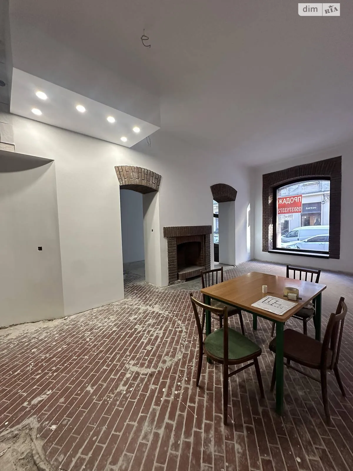 Сдается в аренду помещения свободного назначения 110.3 кв. м в 4-этажном здании, цена: 1600 $ - фото 1