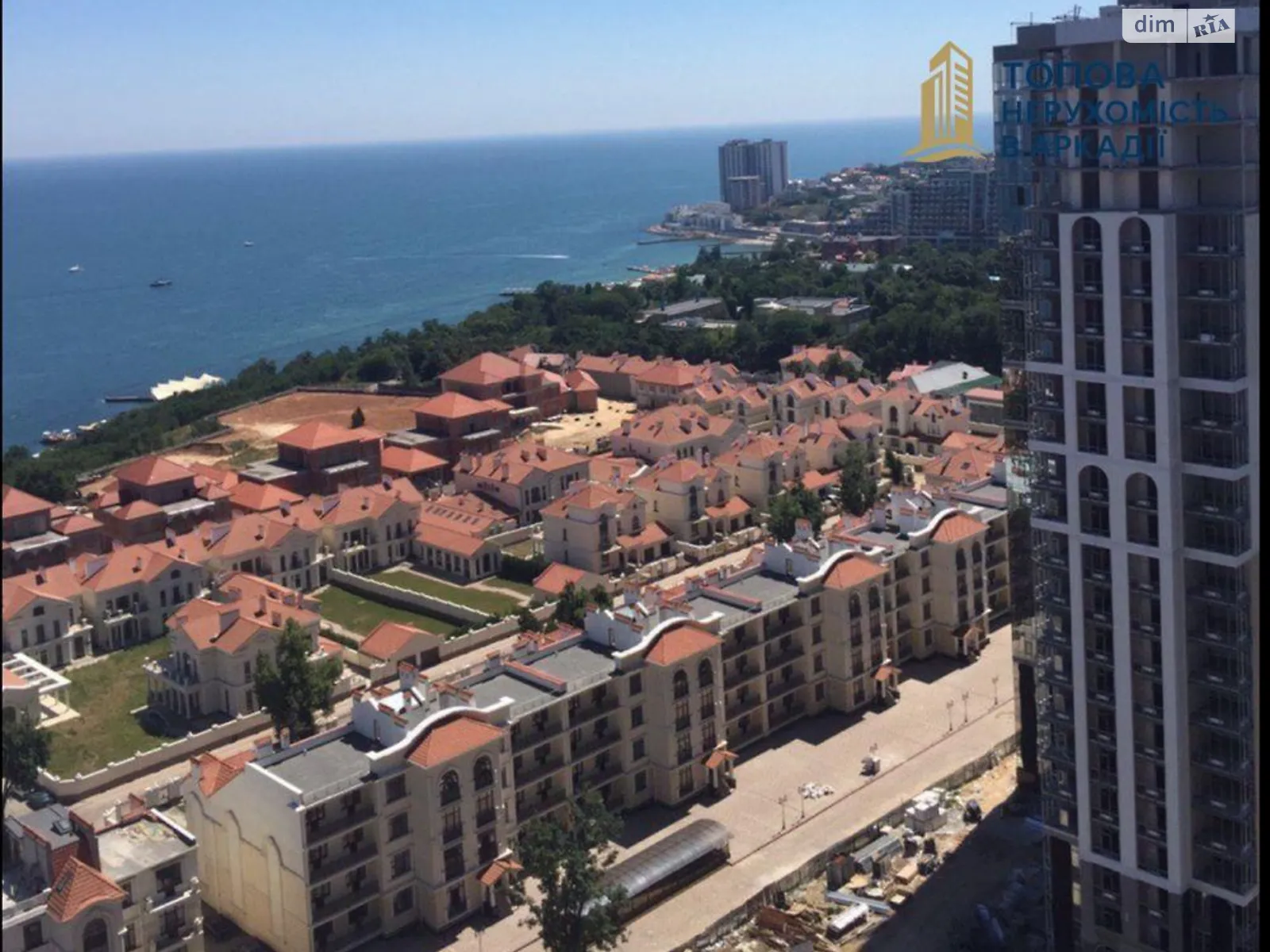 Продається 1-кімнатна квартира 50 кв. м у Одесі, бул. Французький, 60В - фото 1