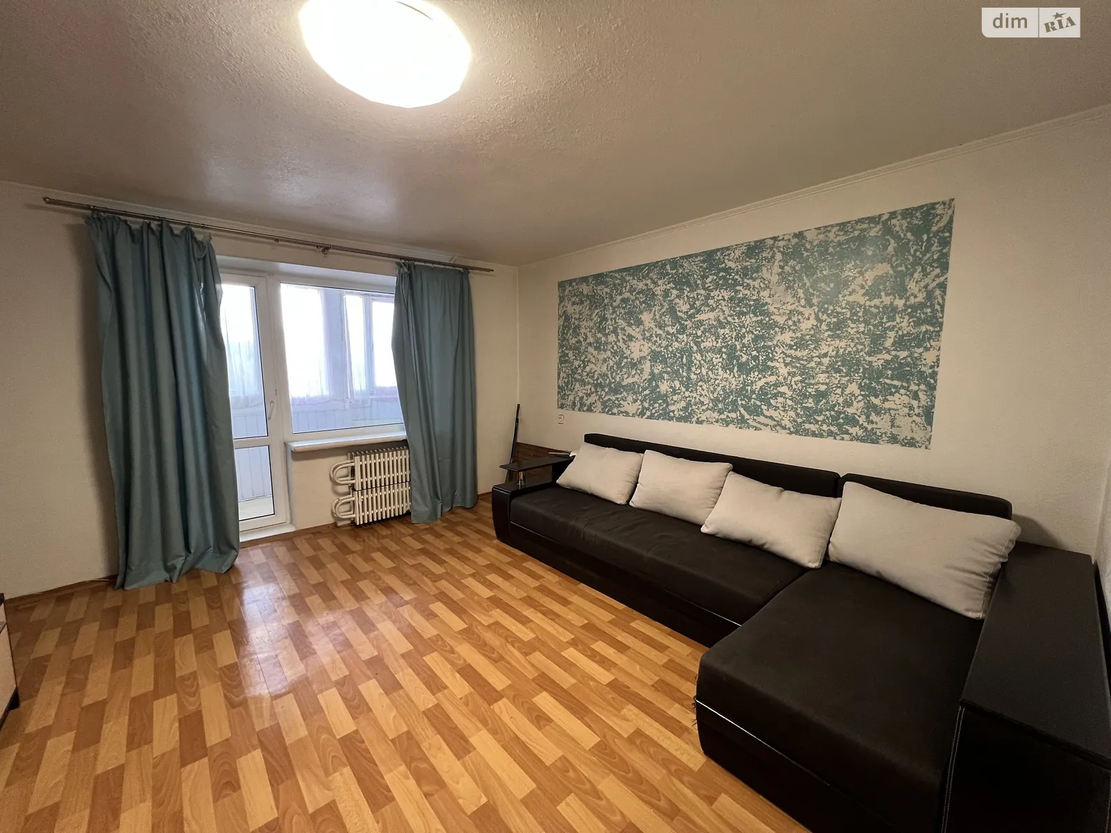 Продается 3-комнатная квартира 67 кв. м в Хмельницком, ул. Спортивная, 40 - фото 1