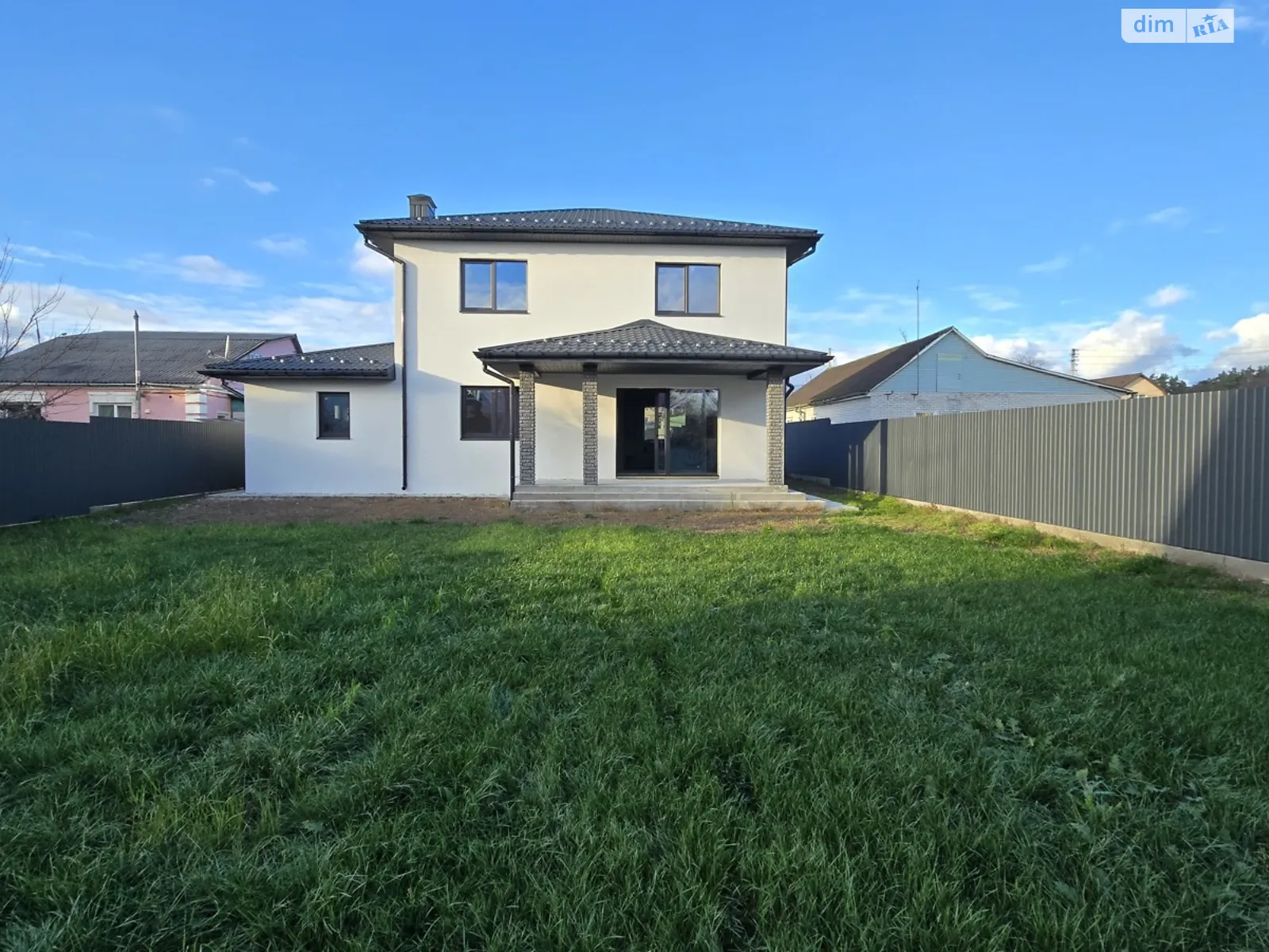 Продається будинок 2 поверховий 160 кв. м з садом, цена: 205000 $ - фото 1