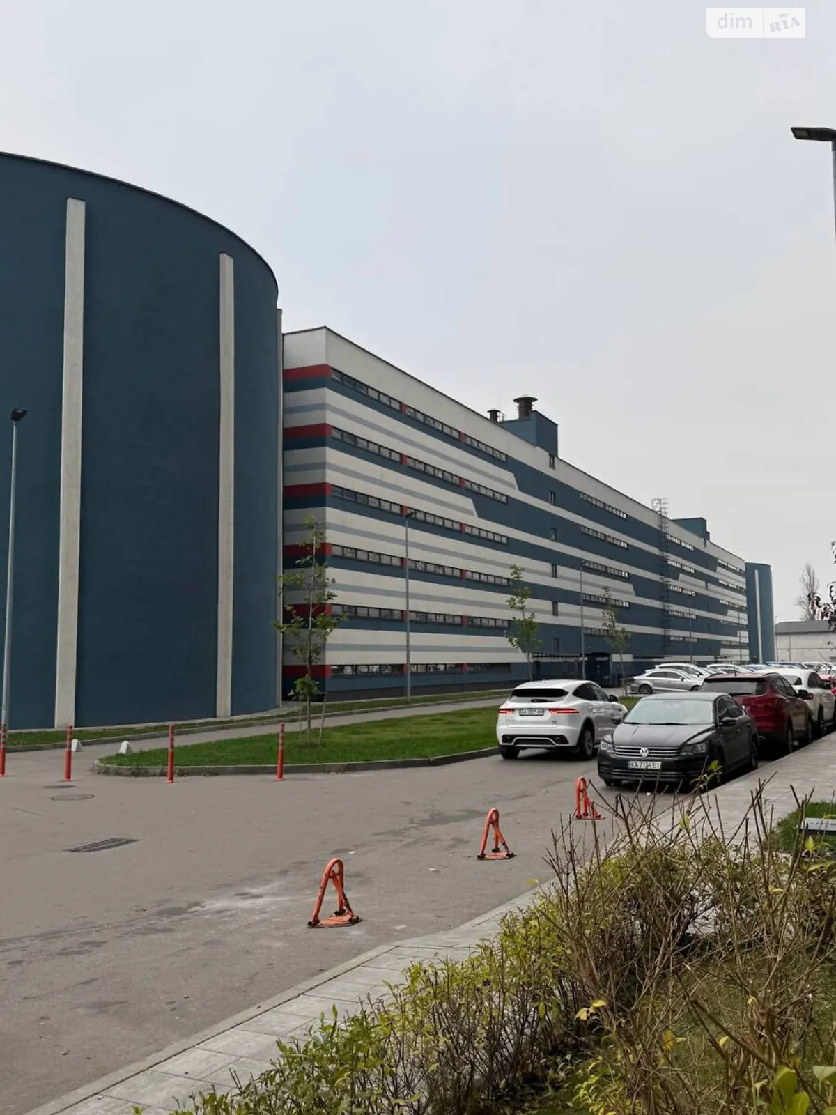 Продается подземный паркинг под легковое авто на 14 кв. м, цена: 14000 $ - фото 1