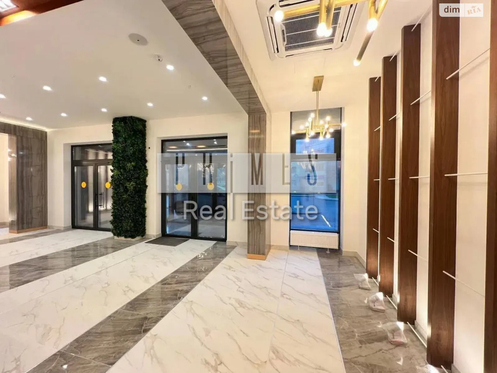 Продается 2-комнатная квартира 83.1 кв. м в Киеве, ул. Зверинецкая, 70А - фото 1