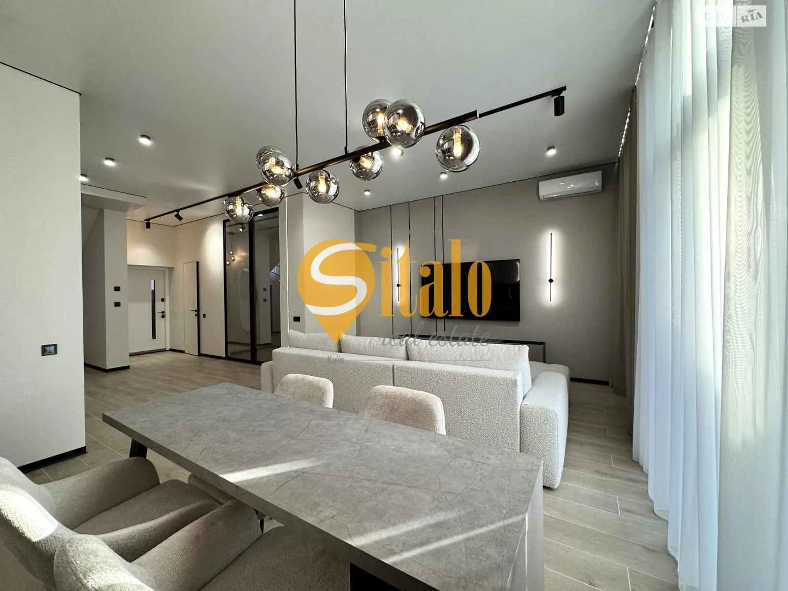 Продается дом на 2 этажа 125 кв. м с гаражом, цена: 190000 $ - фото 1