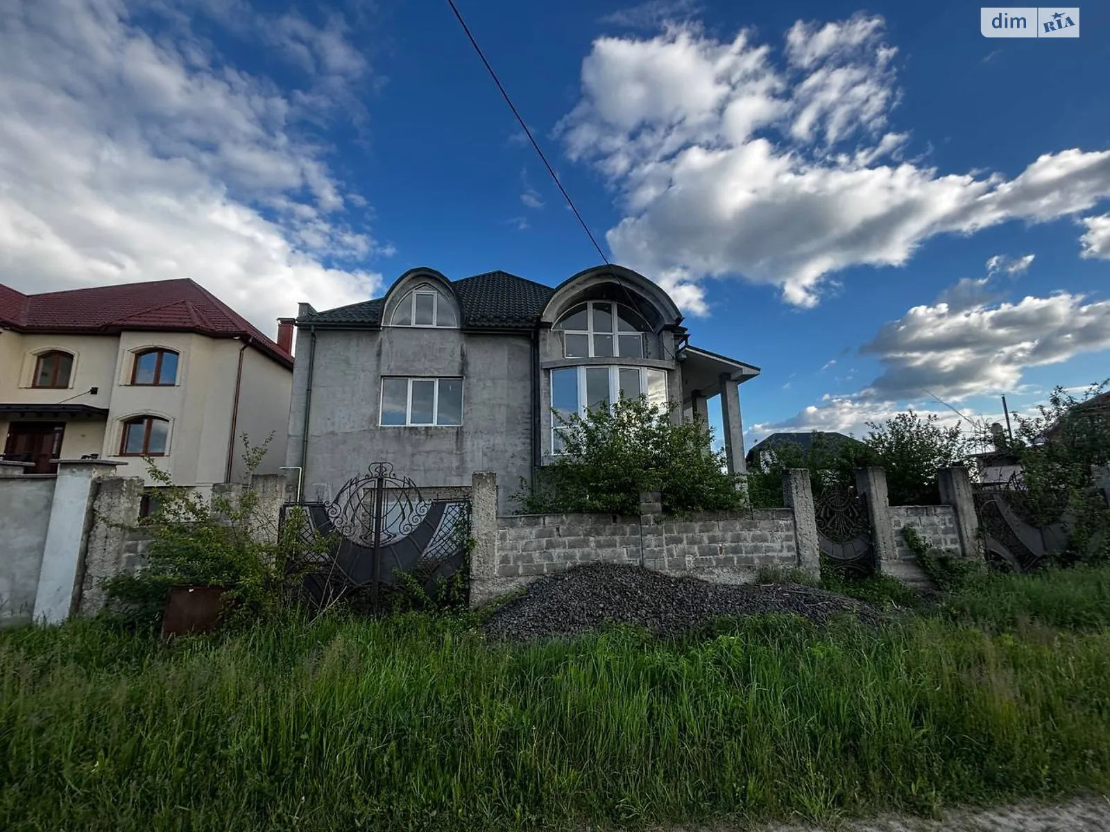Продается дом на 3 этажа 406.1 кв. м с террасой, цена: 120000 $ - фото 1