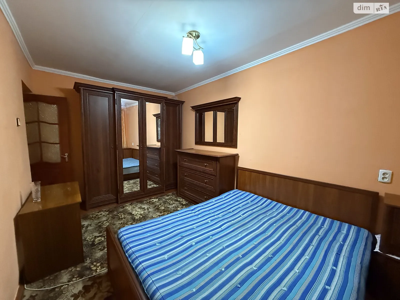 2-комнатная квартира 50 кв. м в, цена: 10000 грн - фото 1