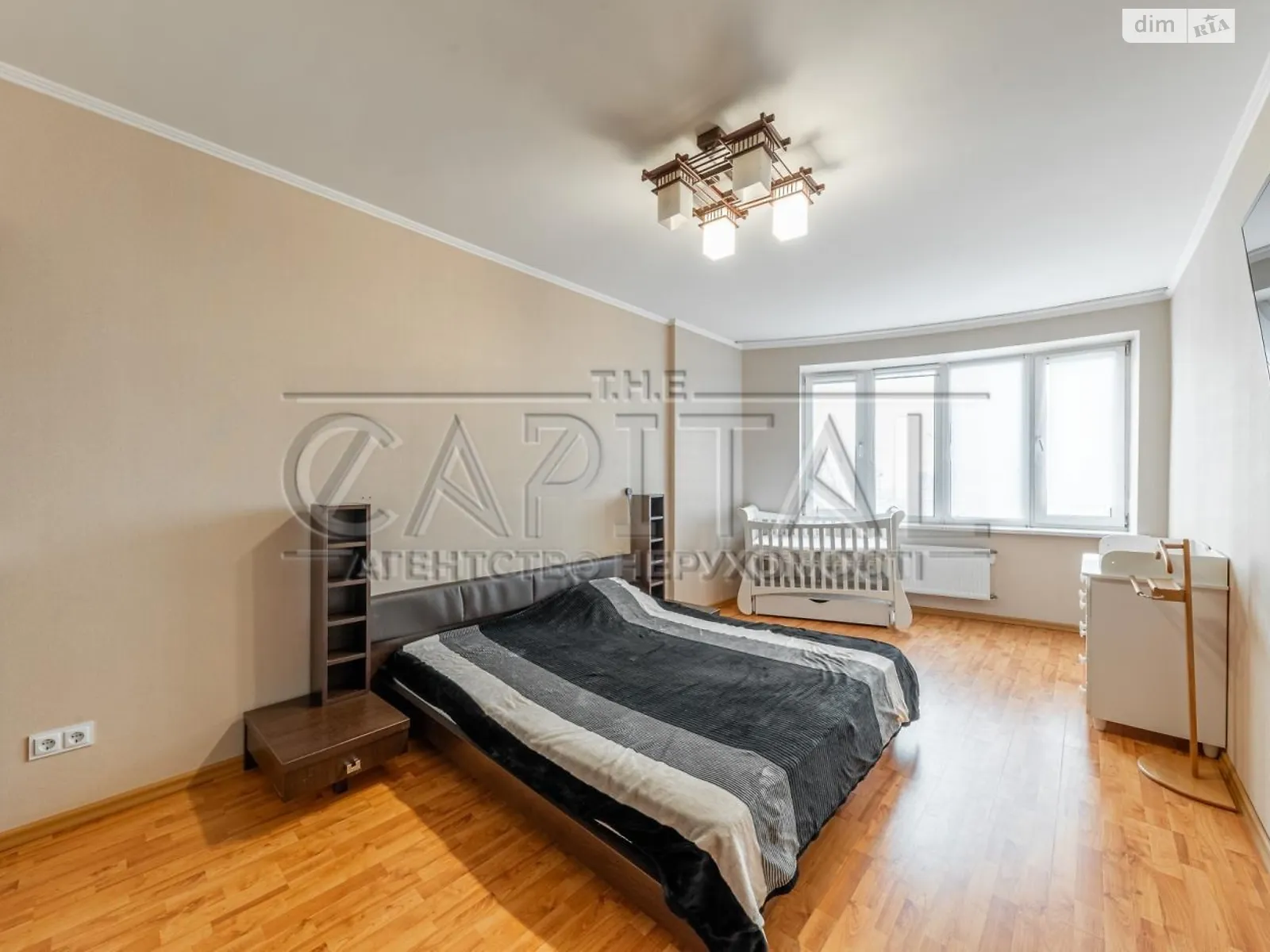 Продается 2-комнатная квартира 82 кв. м в Киеве, ул. Верховинная, 35 - фото 1