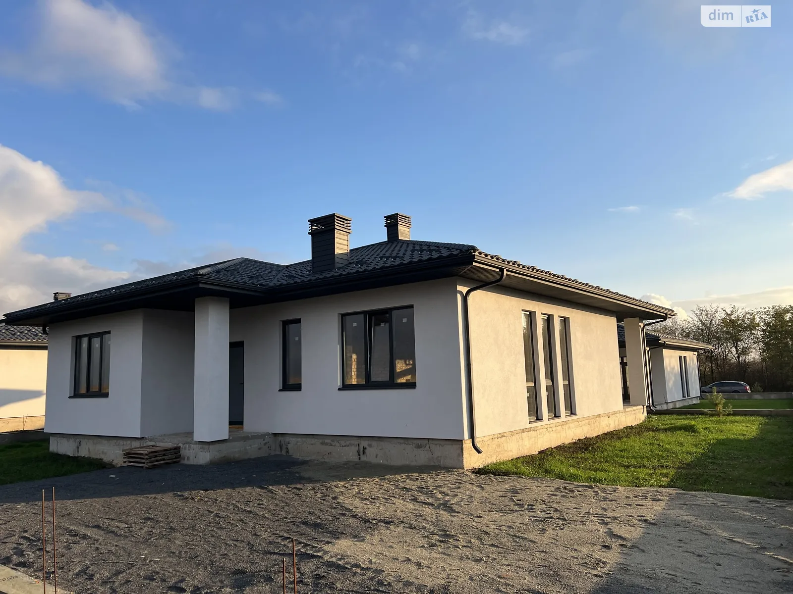 Продается одноэтажный дом 130 кв. м с садом, цена: 88000 $ - фото 1