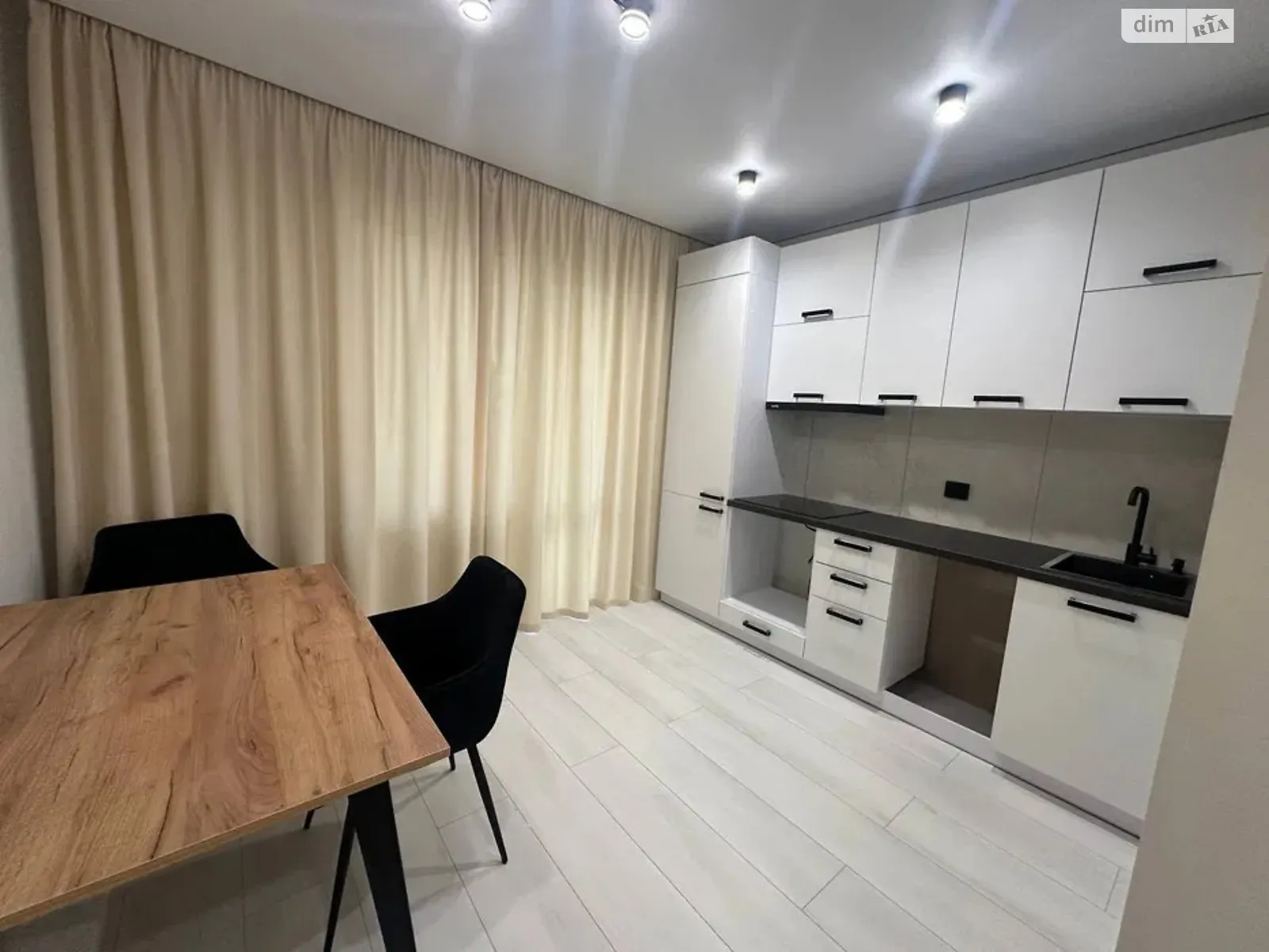 Продается 1-комнатная квартира 37.1 кв. м в Киеве, ул. Стеценко, 75Р - фото 1